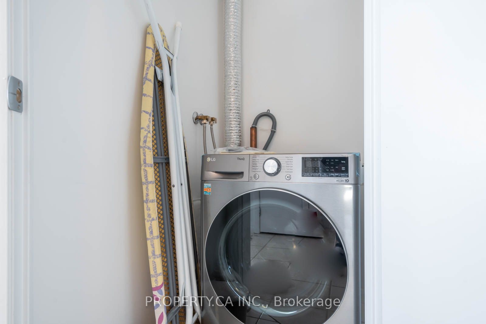 231 Fort York Blvd, #1803