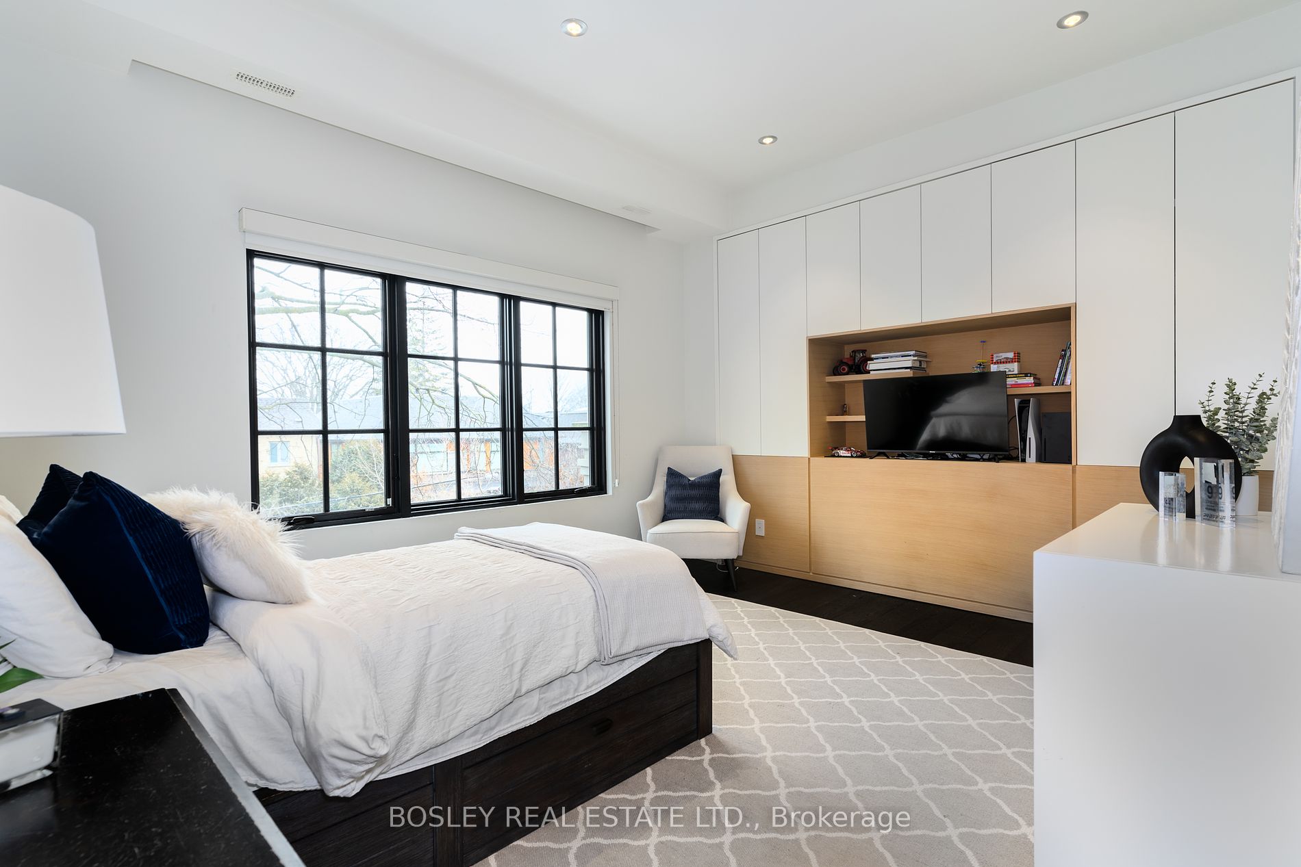 47 De Vere Gardens