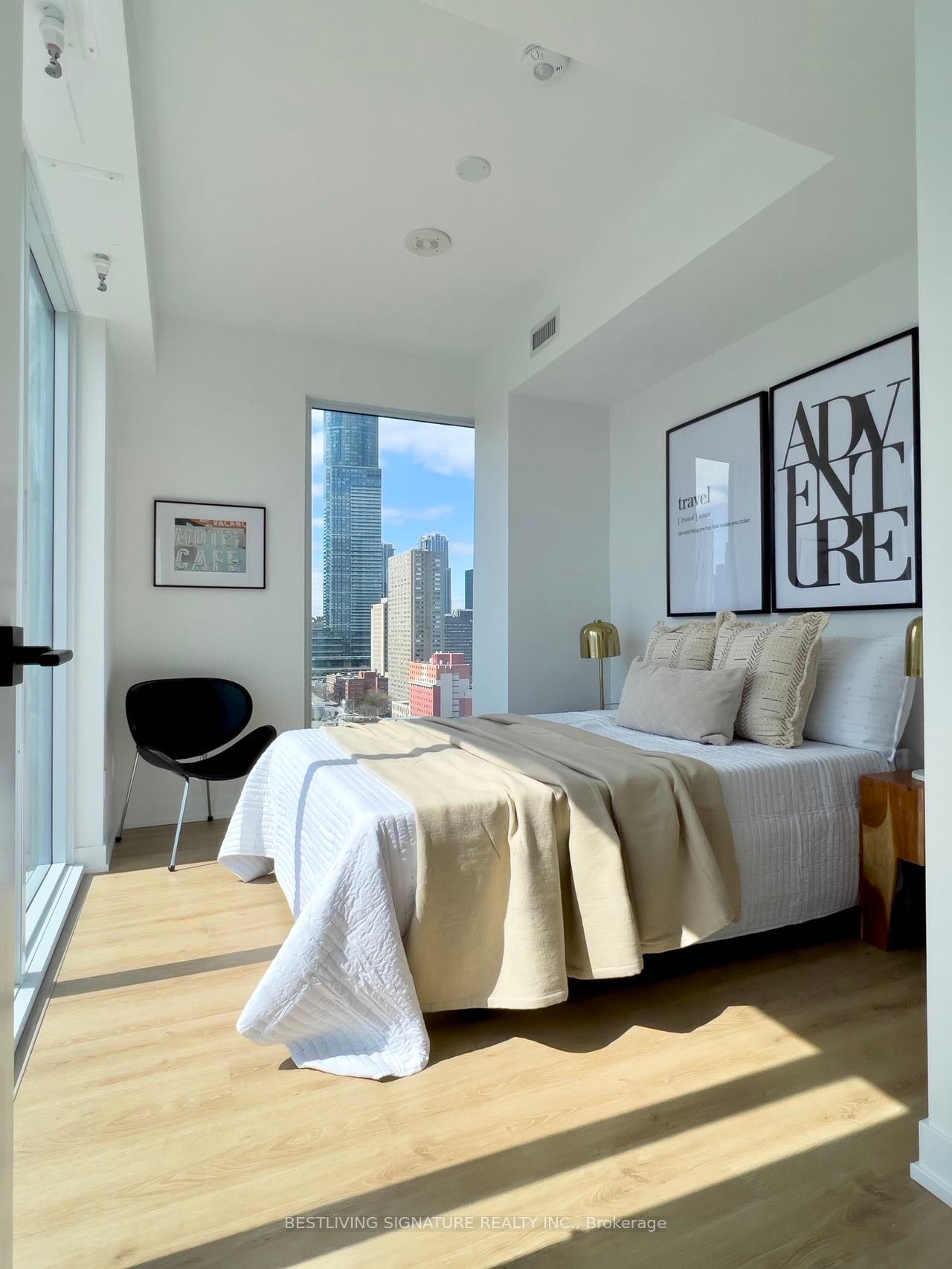 319 Jarvis Street #1802