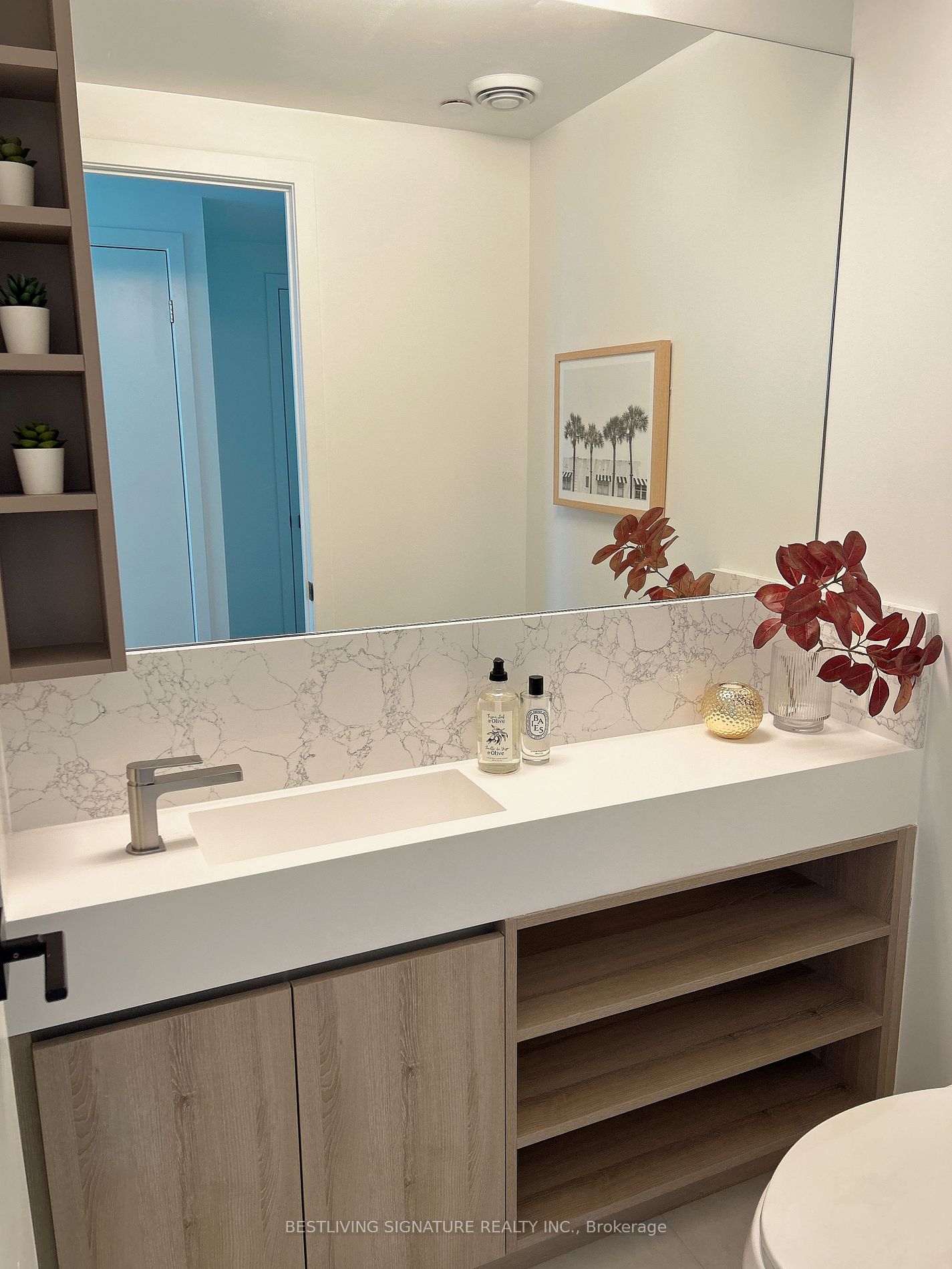 319 Jarvis Street #1802
