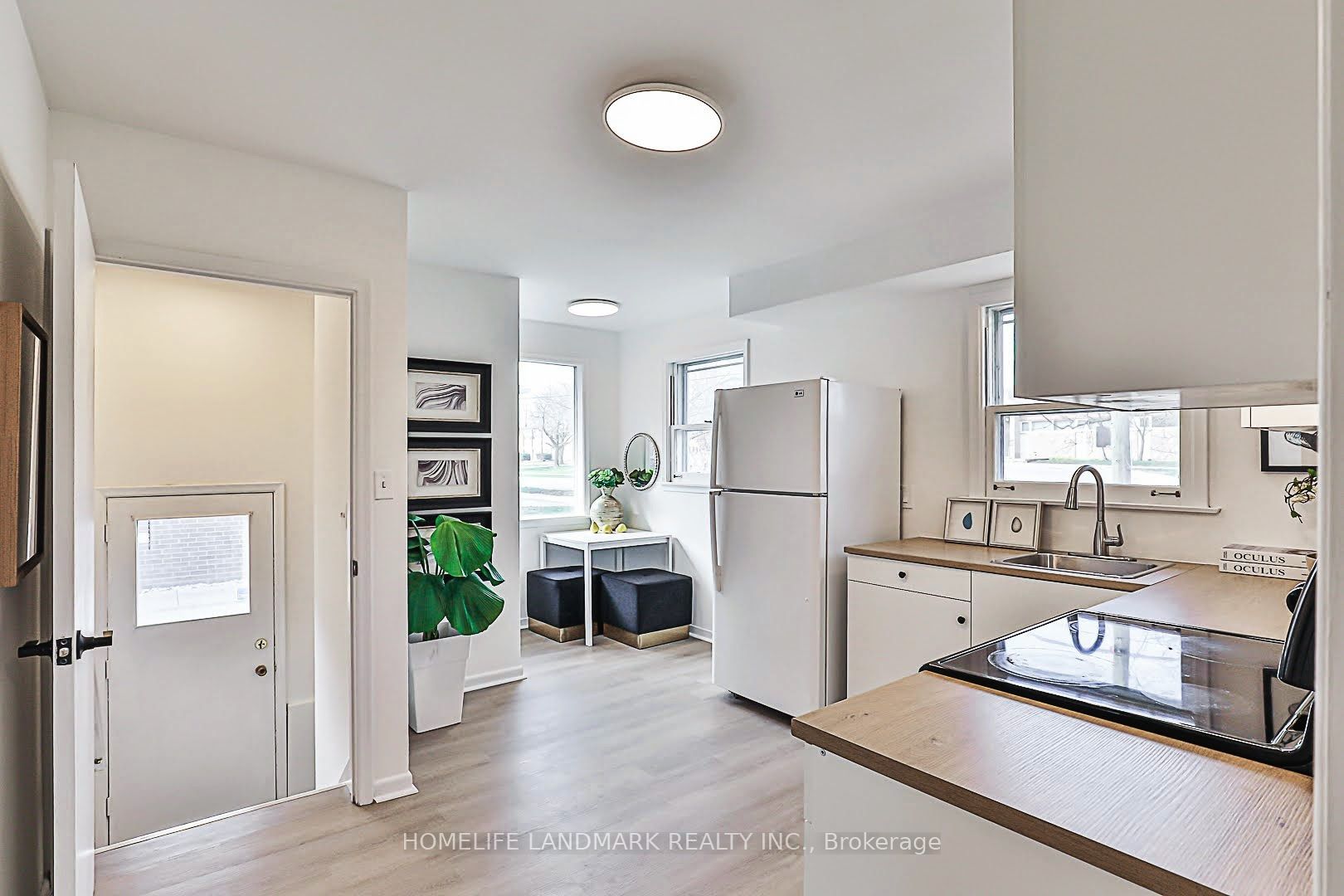 81 Maxome Avenue