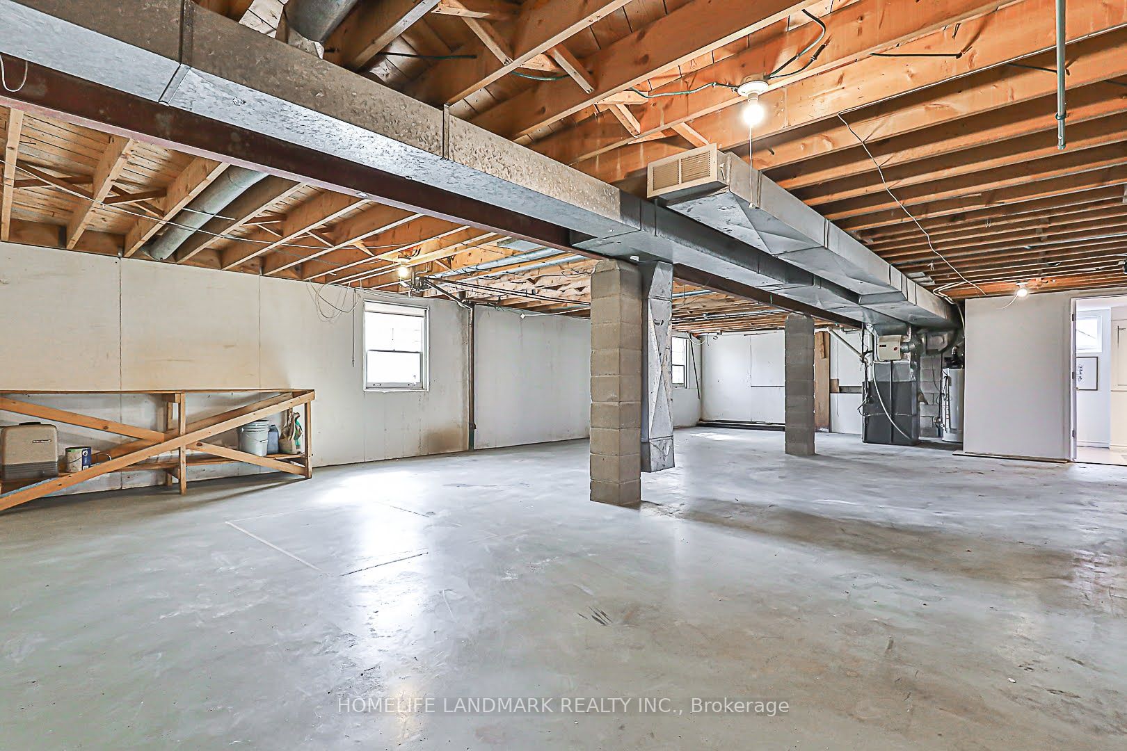 81 Maxome Avenue