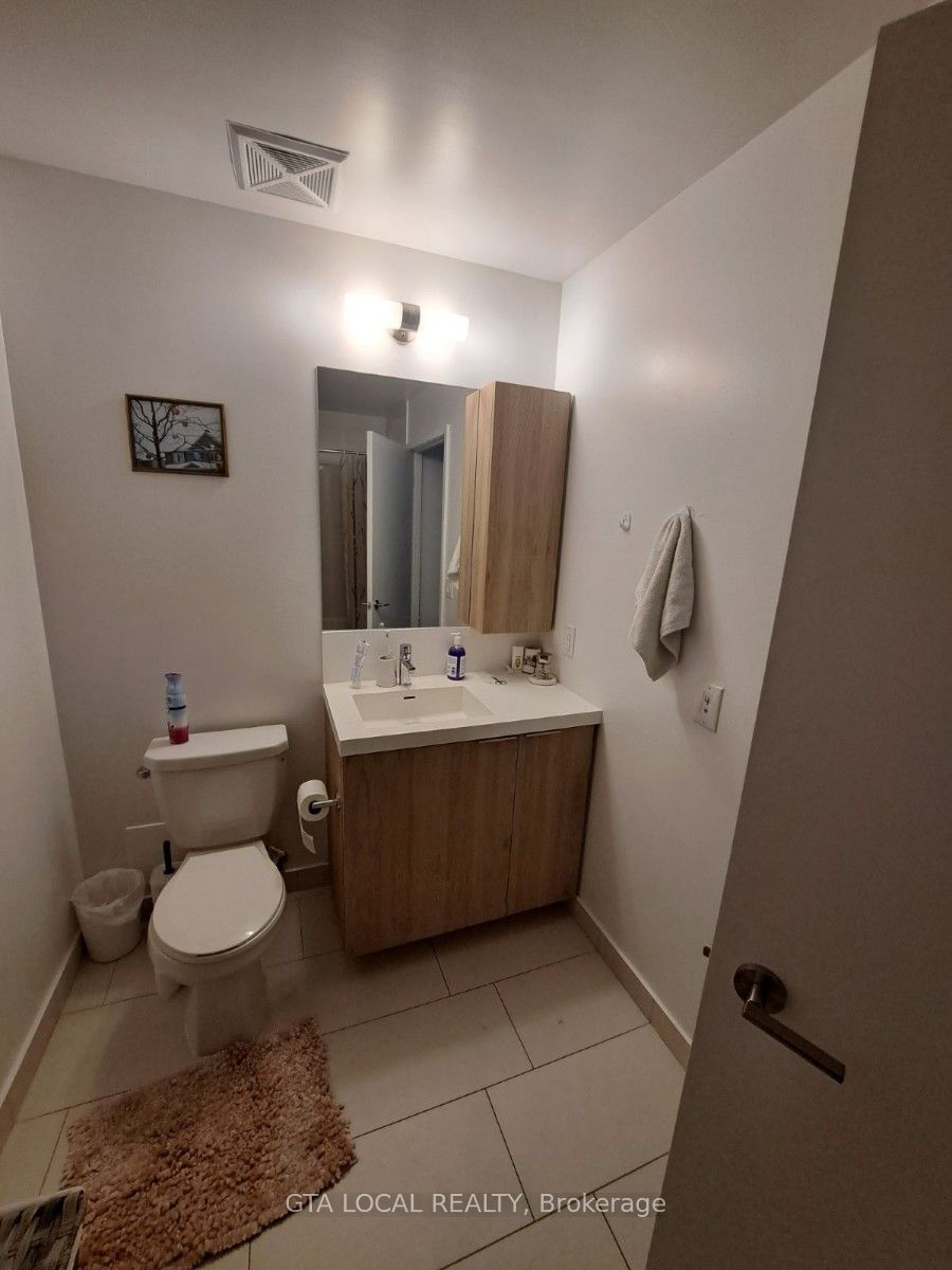 34 Tubman Ave, #406