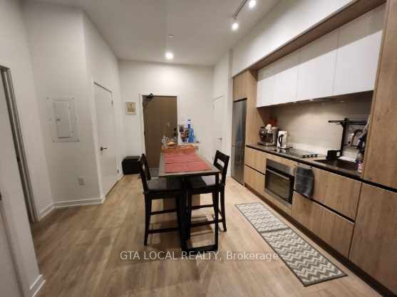 34 Tubman Ave, #406