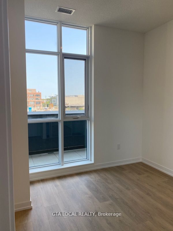34 Tubman Ave, #406