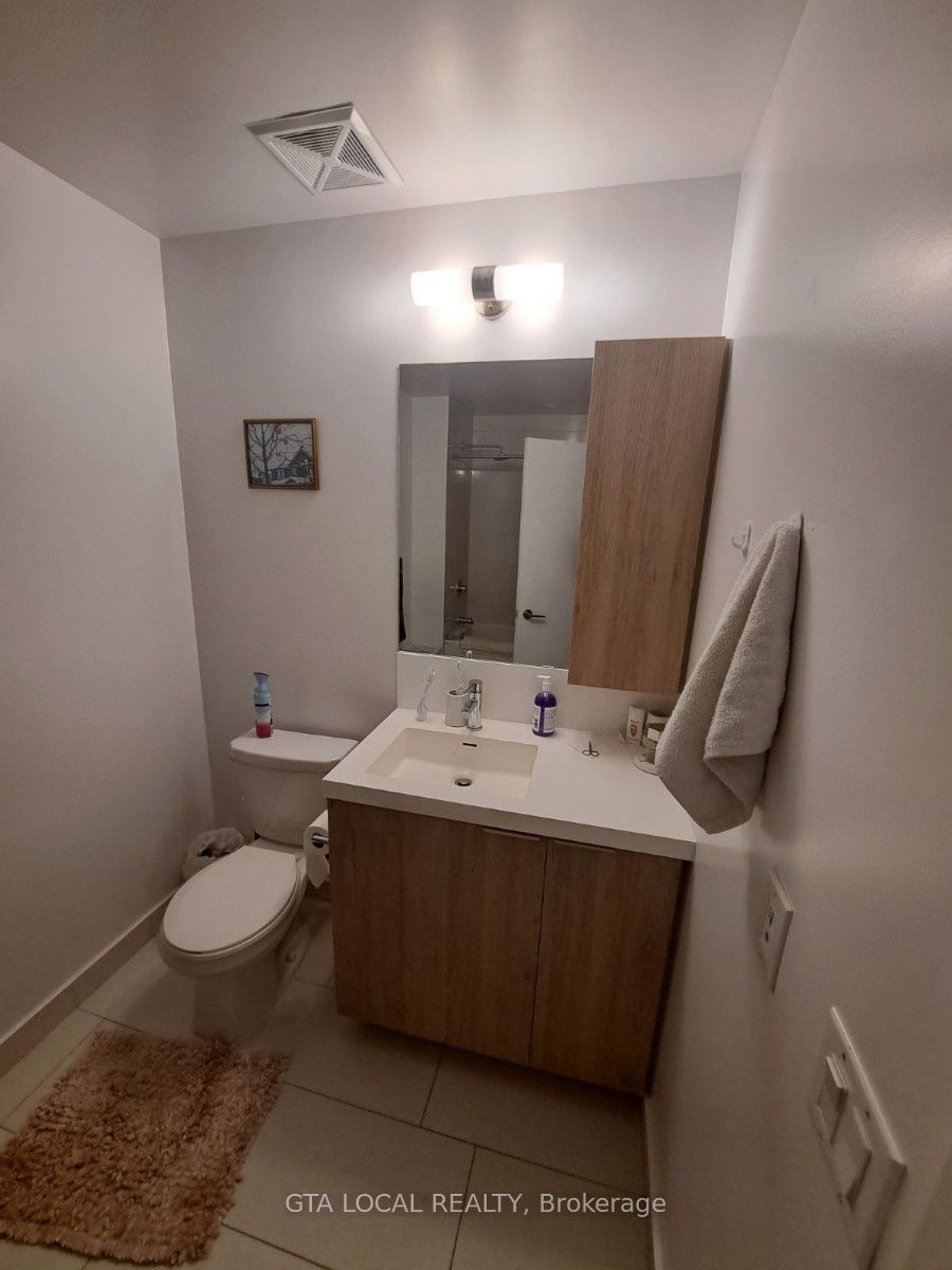 34 Tubman Ave, #406