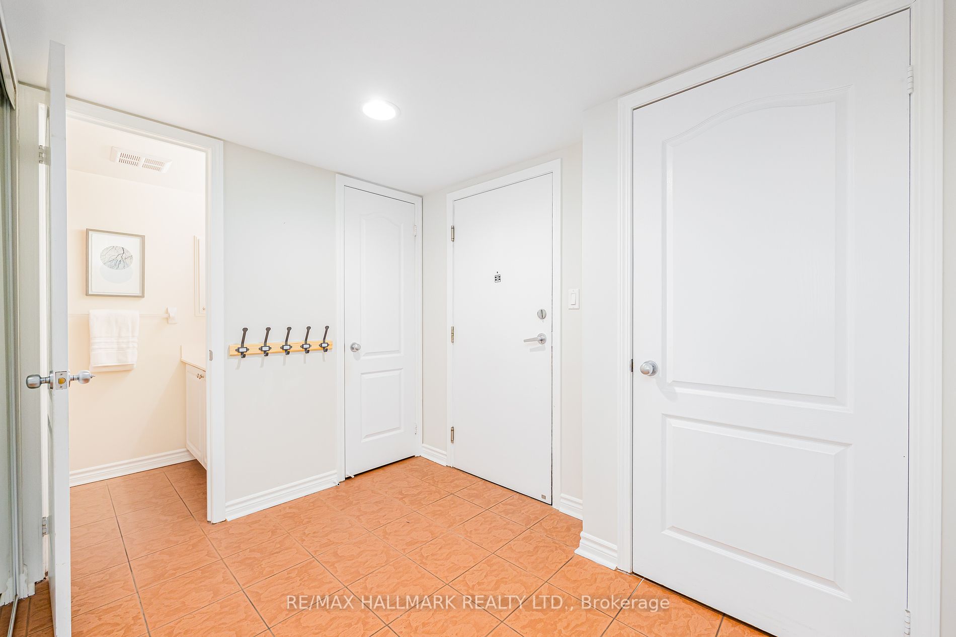 3 Rean Drive #112