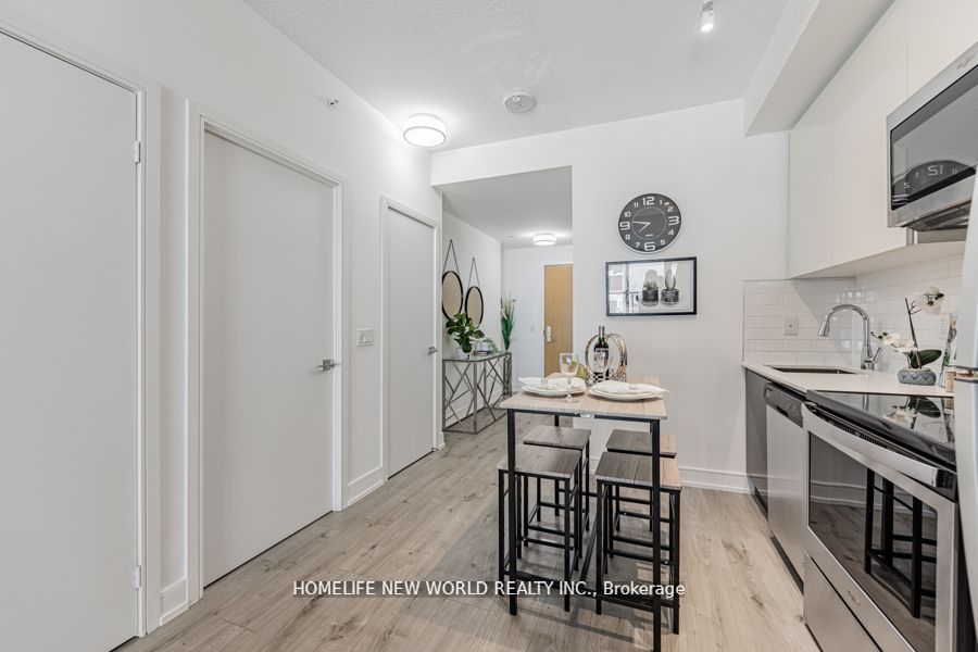 621 Sheppard Avenue E #250