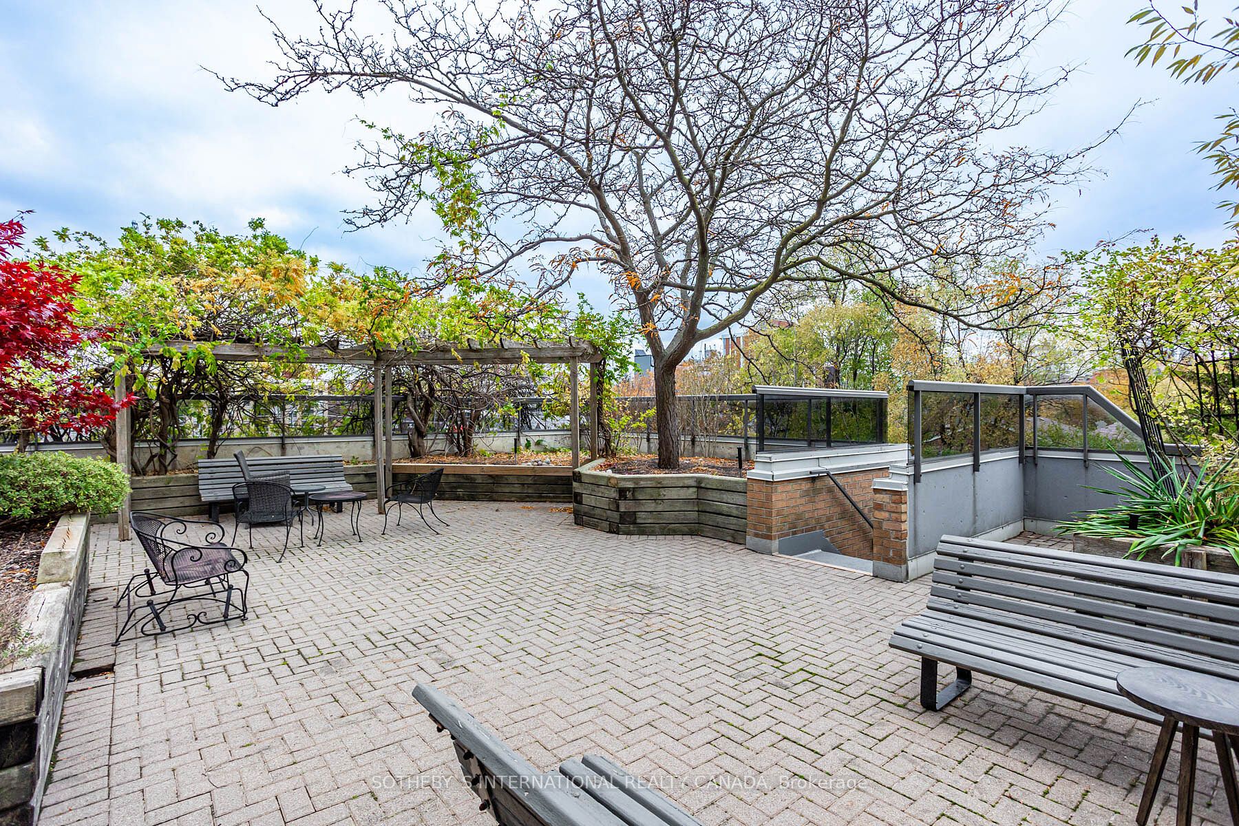1818 Bayview Ave, #309