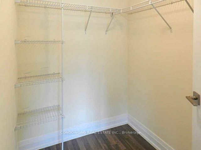 555 Wilson Ave, #E1005