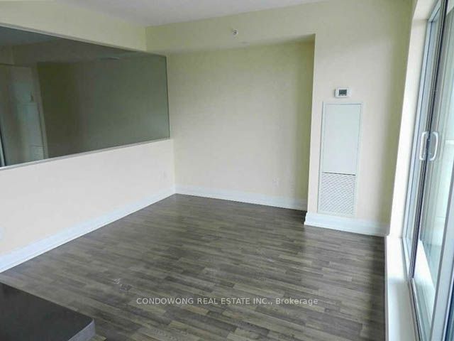 555 Wilson Ave, #E1005