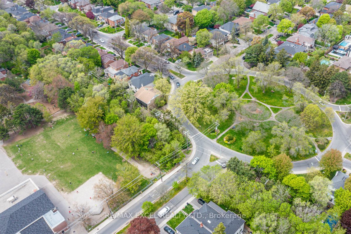 24 Forest Ridge Drive
