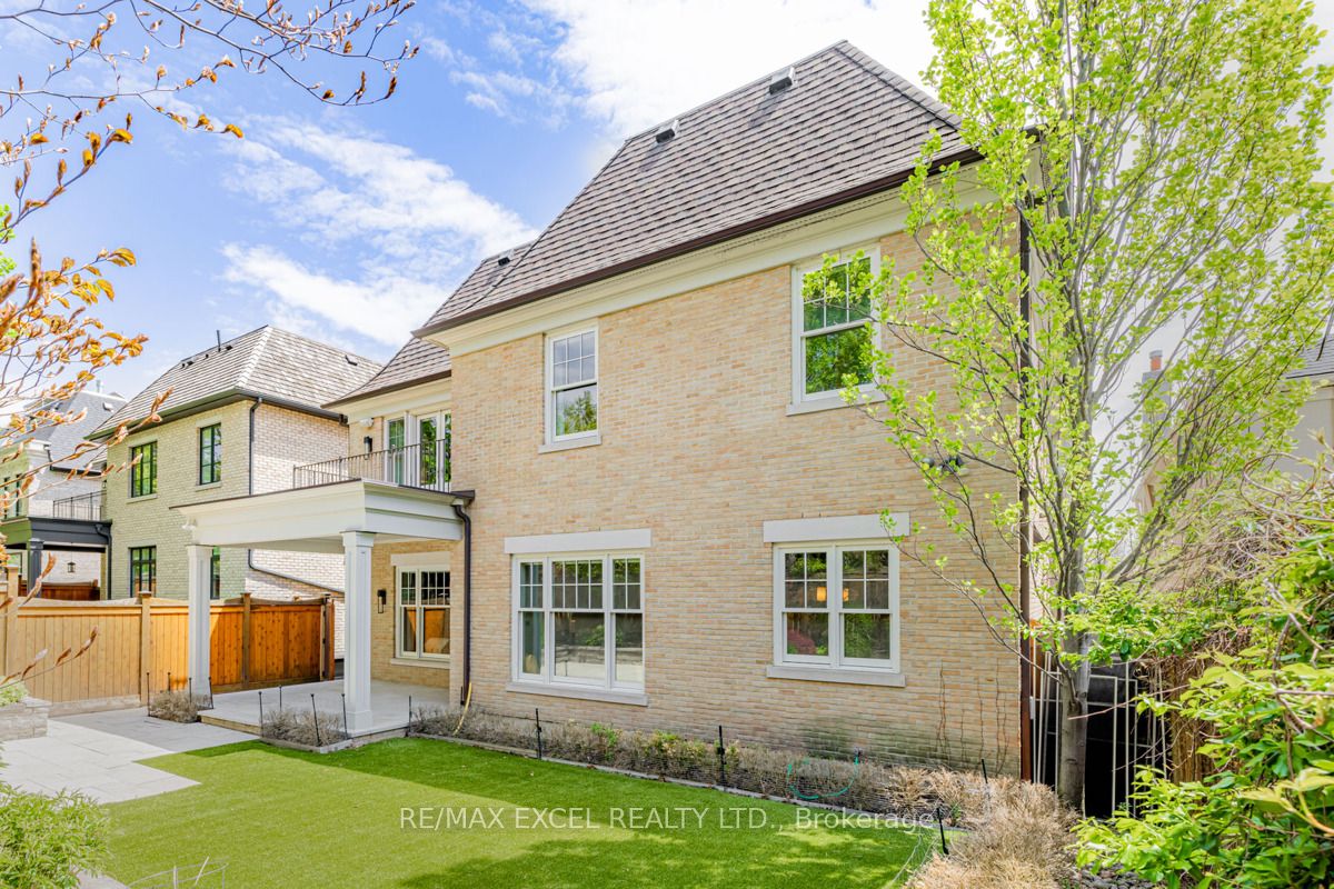 24 Forest Ridge Drive