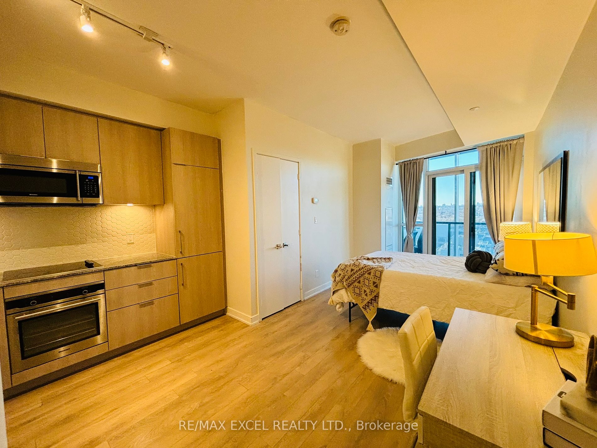 50 Ordnance St, #1708