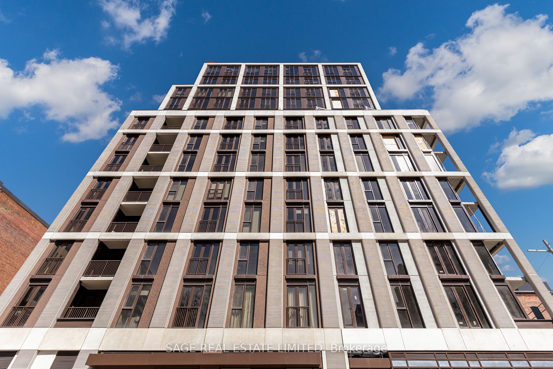 123 Portland St, #205