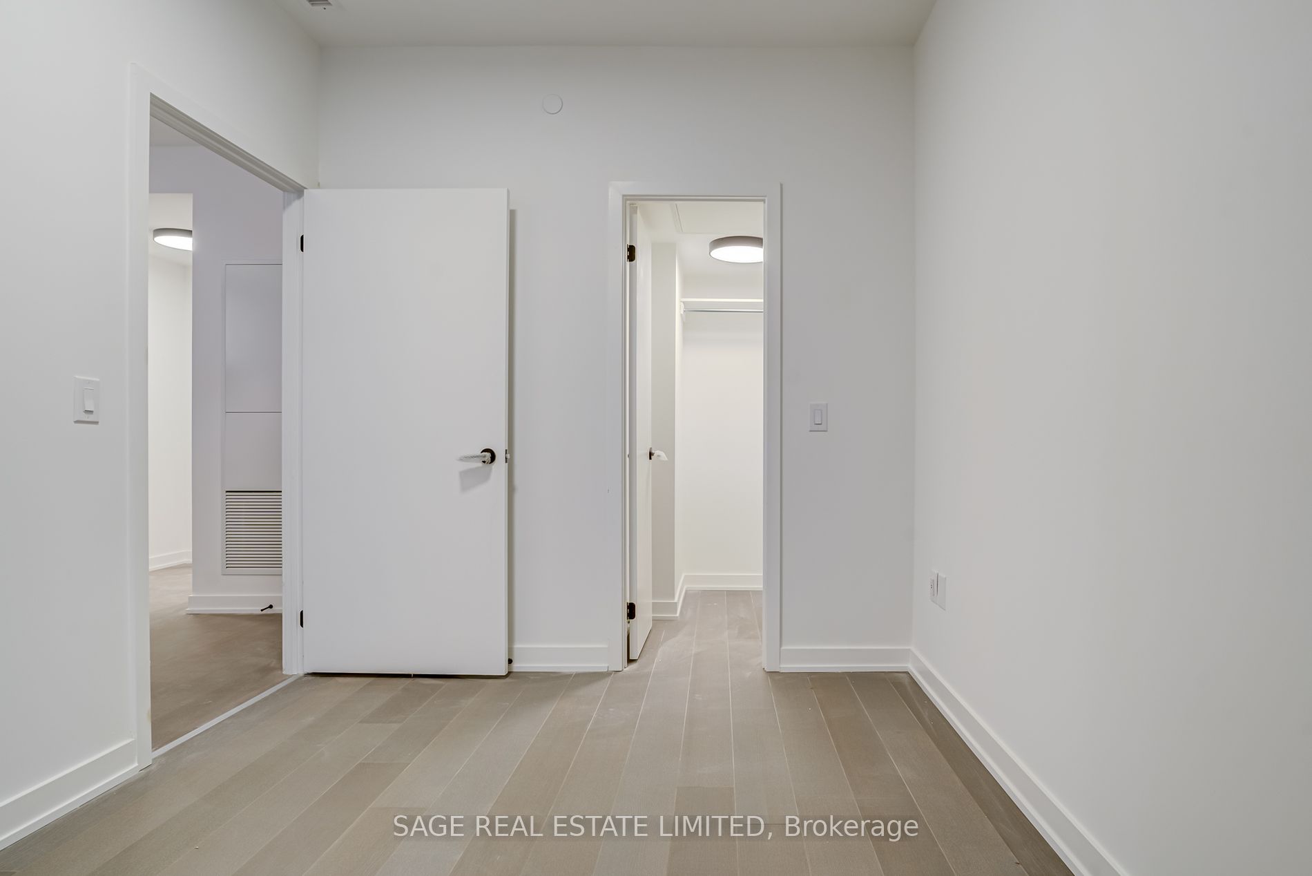 123 Portland St, #205