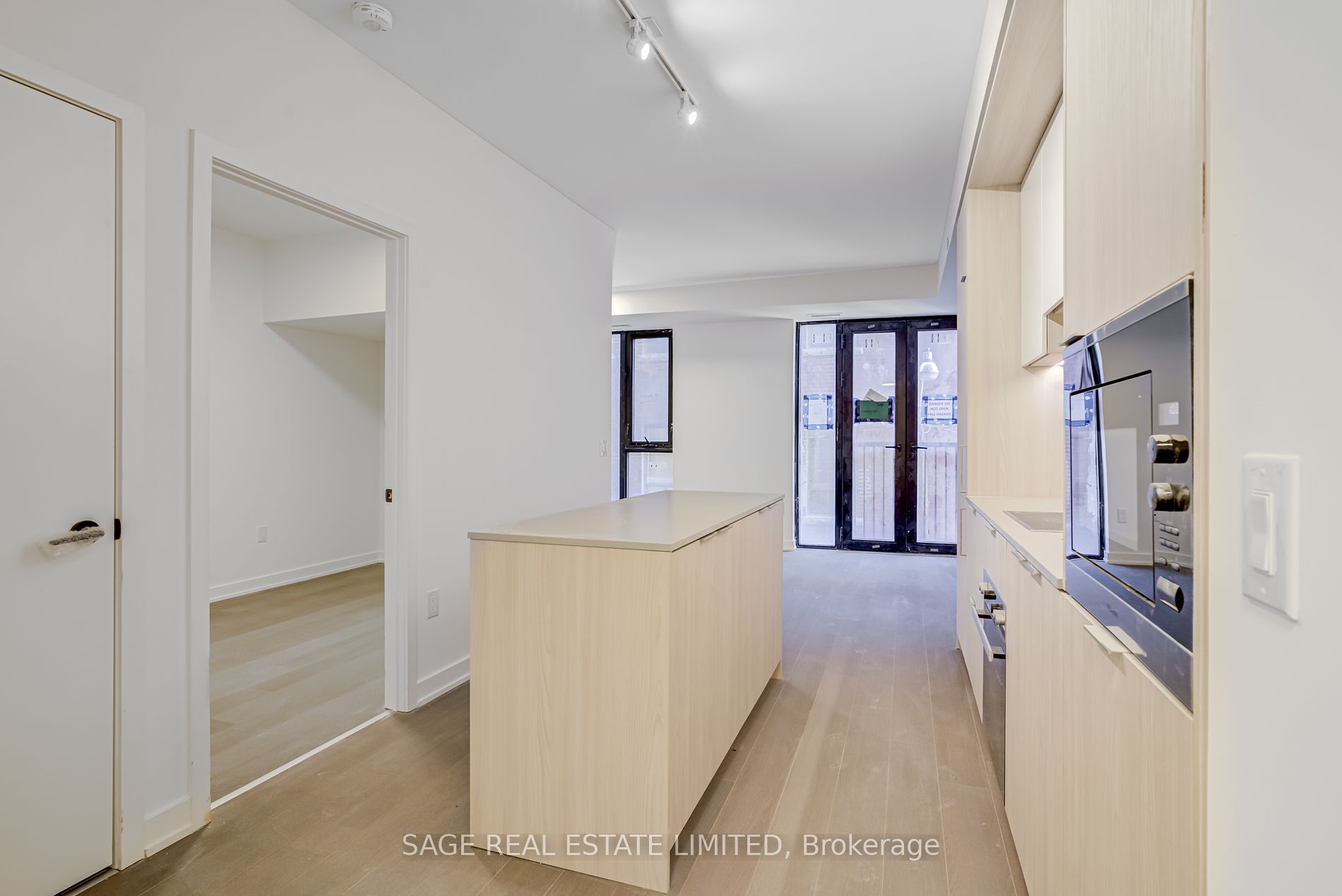 123 Portland St, #205