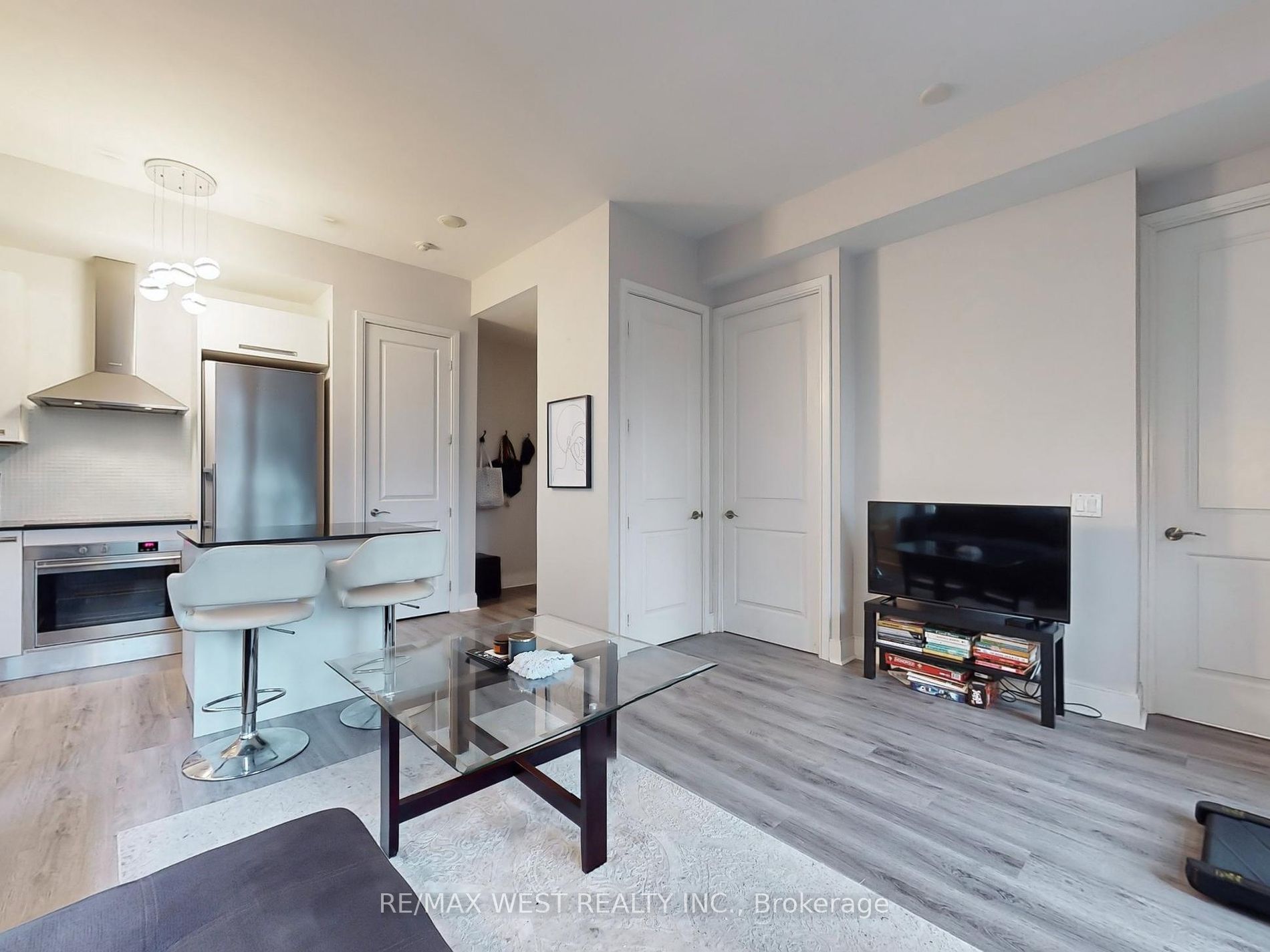 21 Balmuto St, #1202