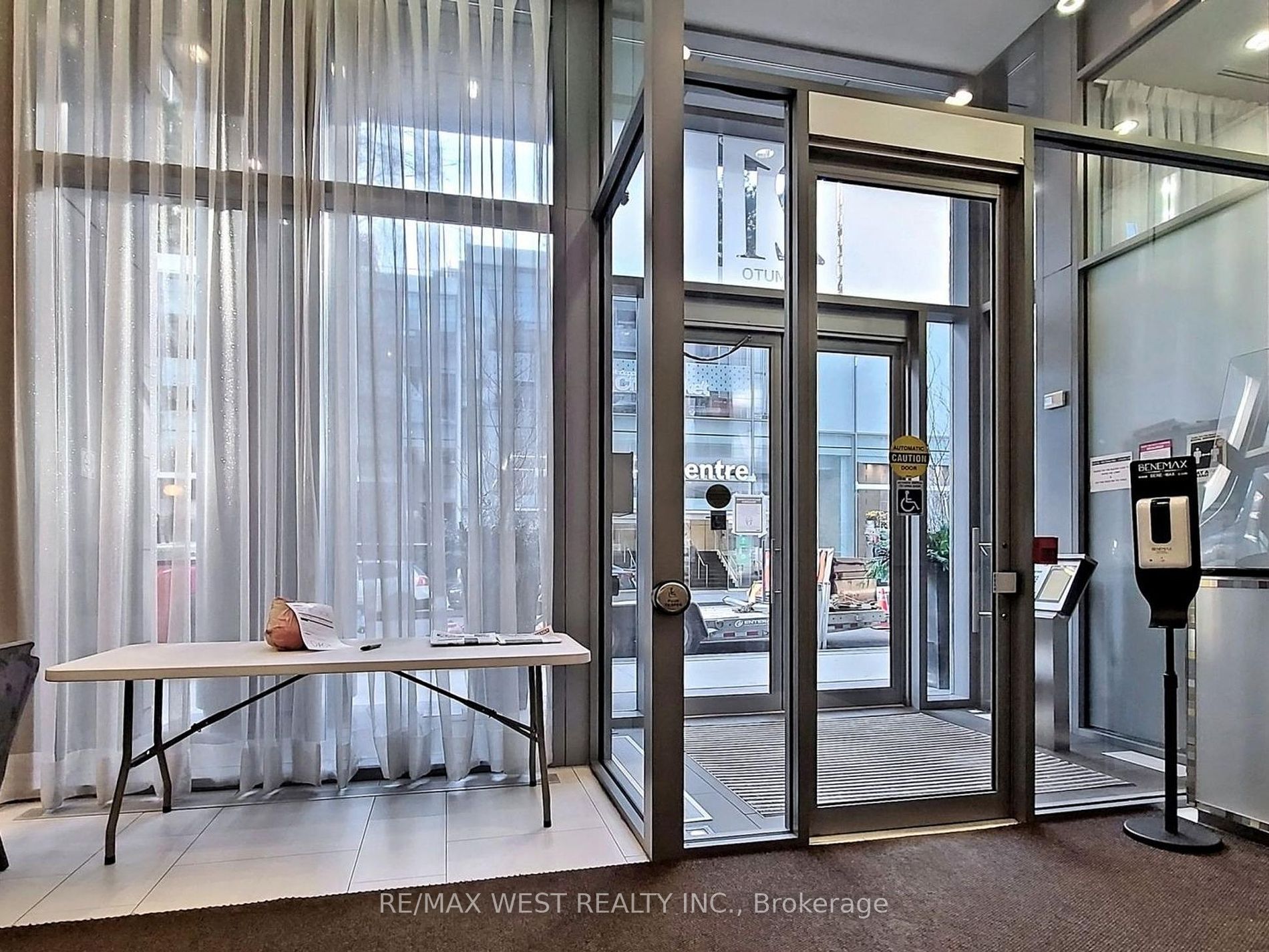 21 Balmuto St, #1202