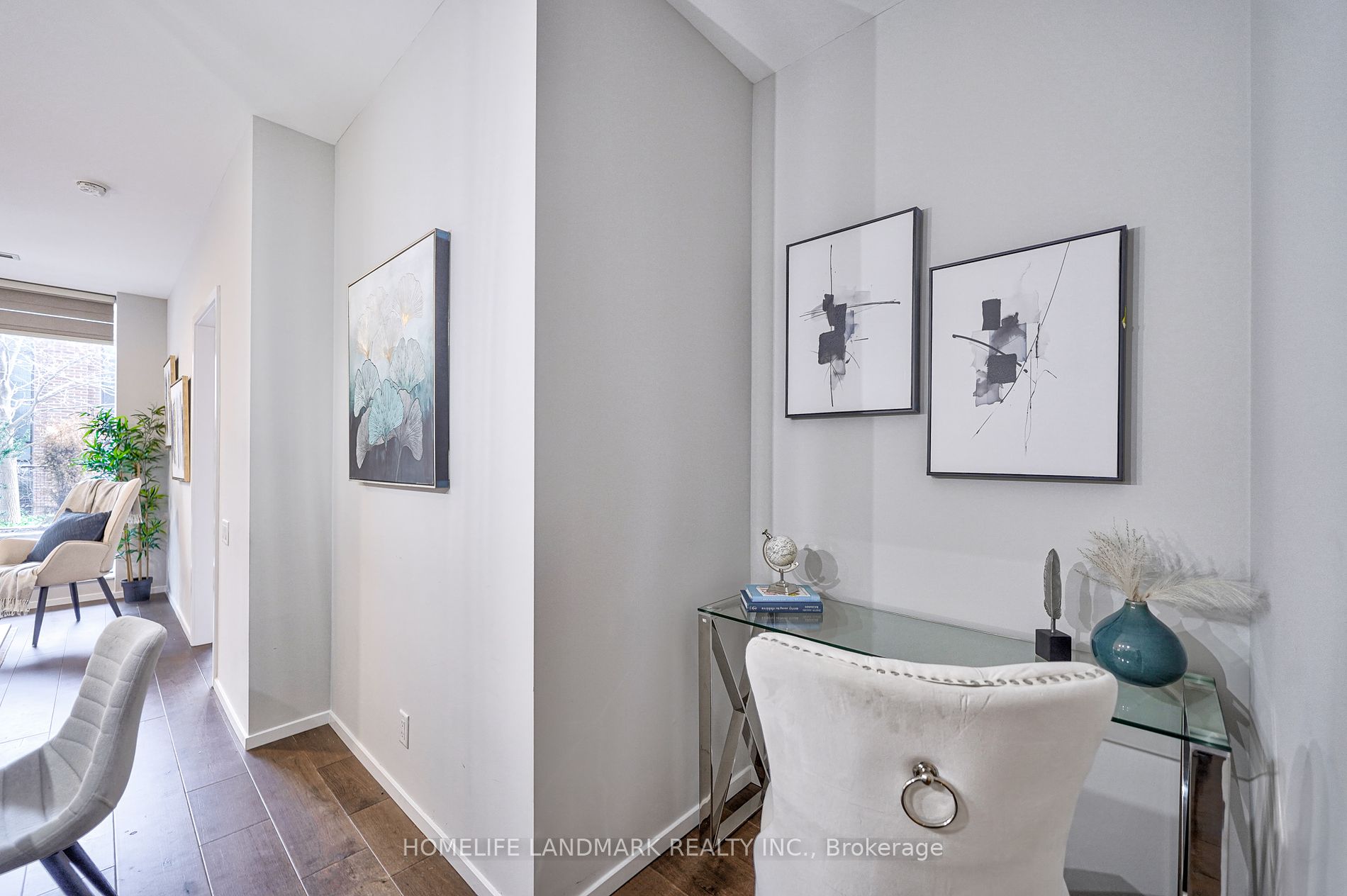 5 St Joseph St, #220