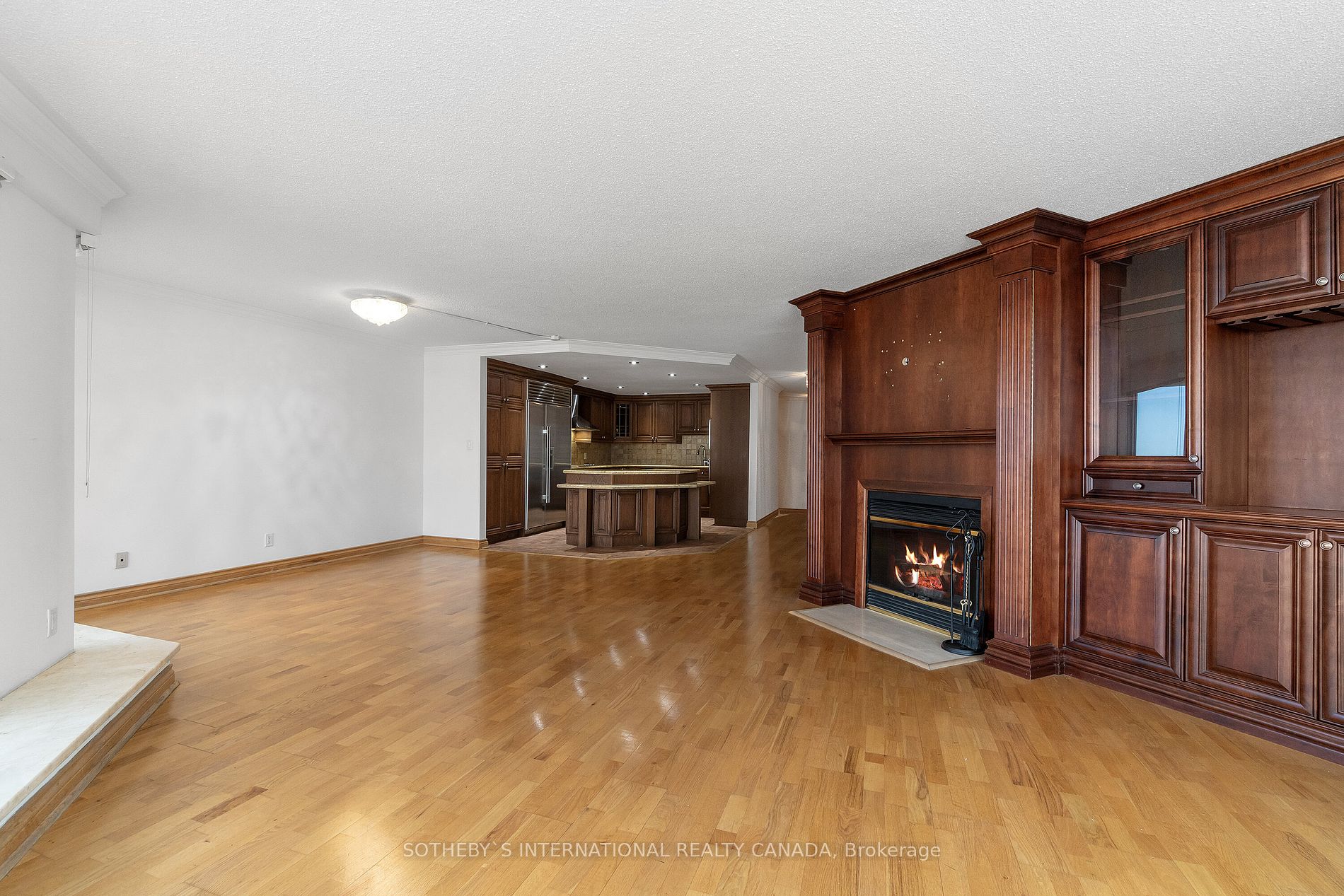 401 Queens Quay W, #512