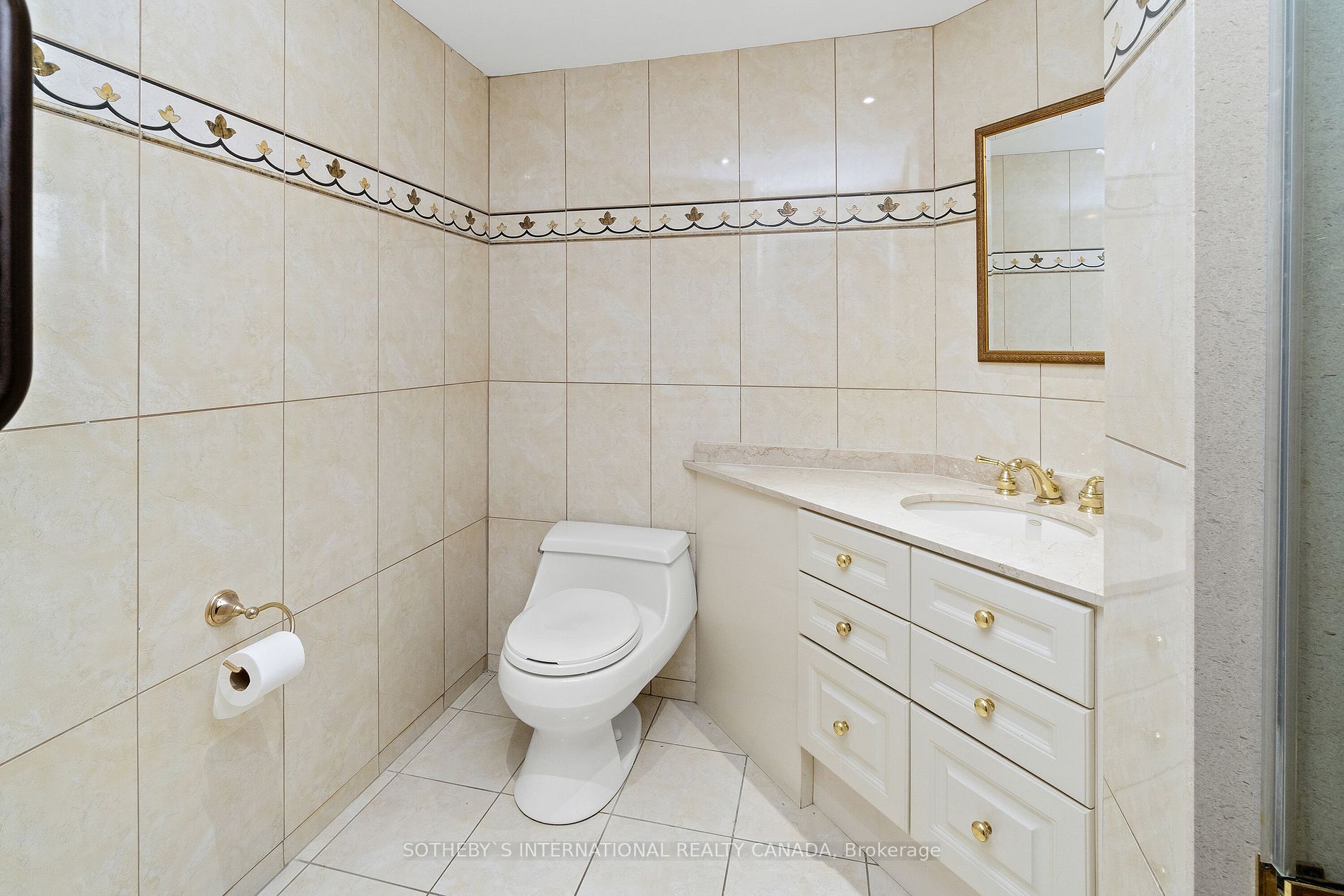 401 Queens Quay W, #512