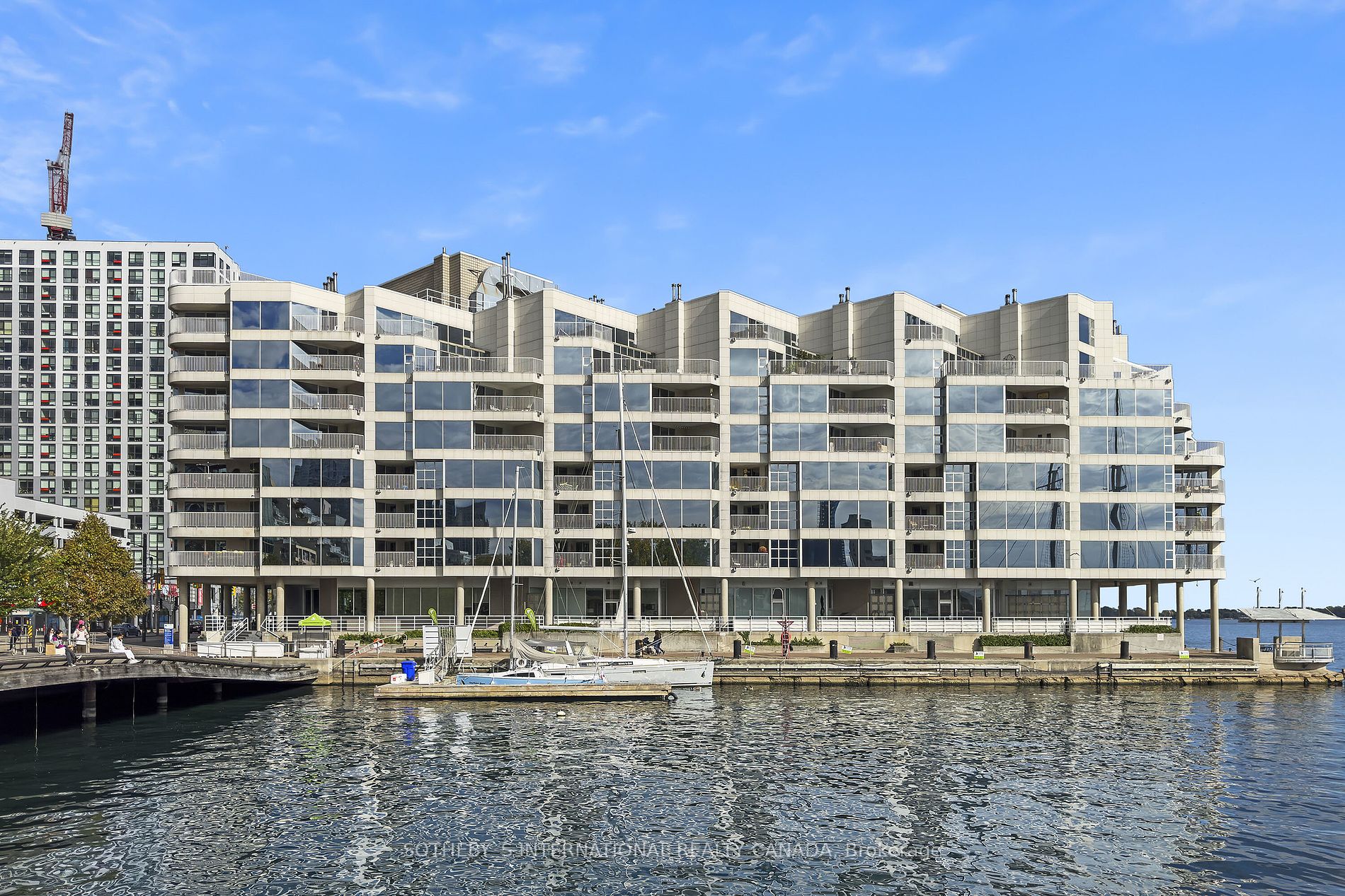 401 Queens Quay W, #512