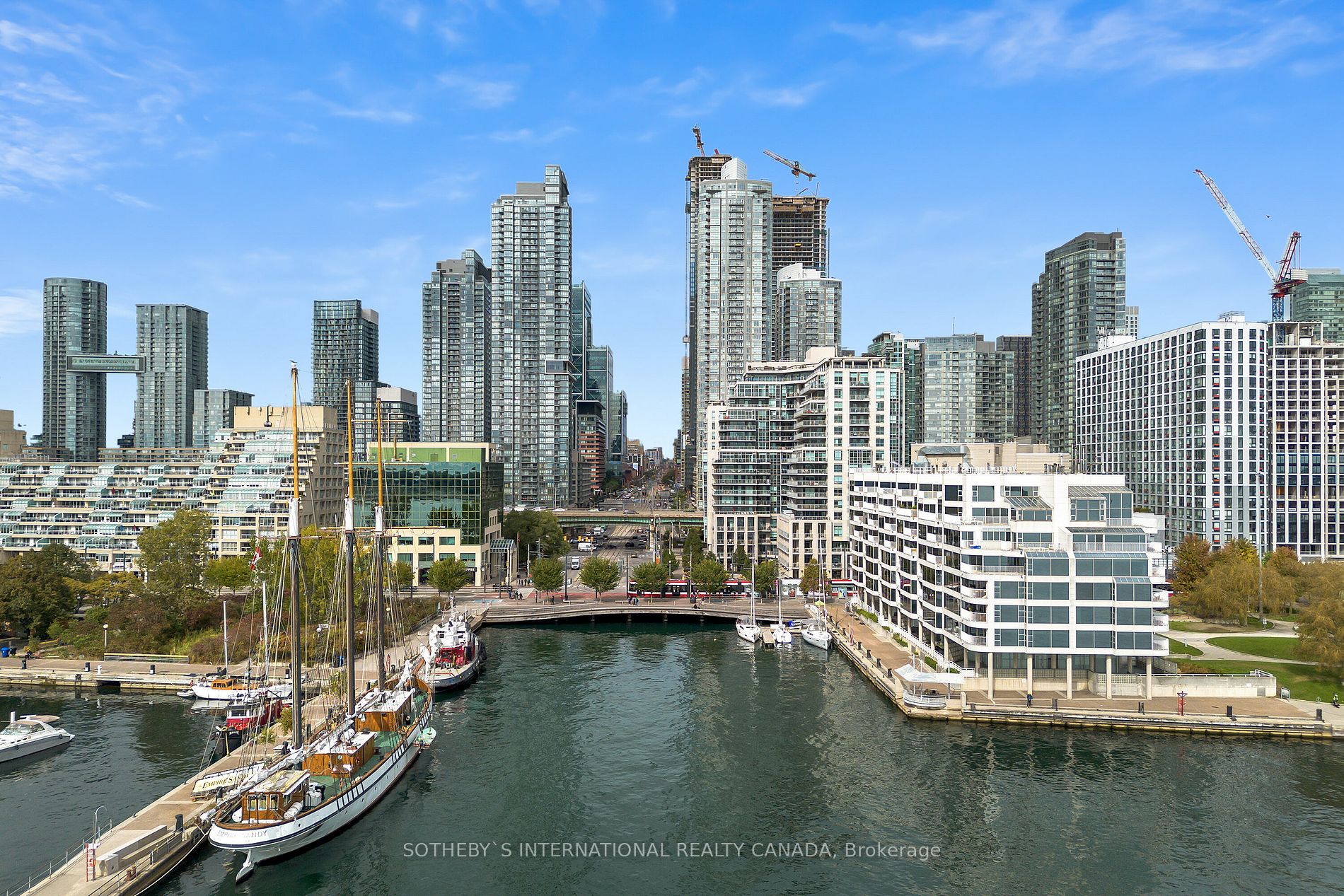 401 Queens Quay W, #512
