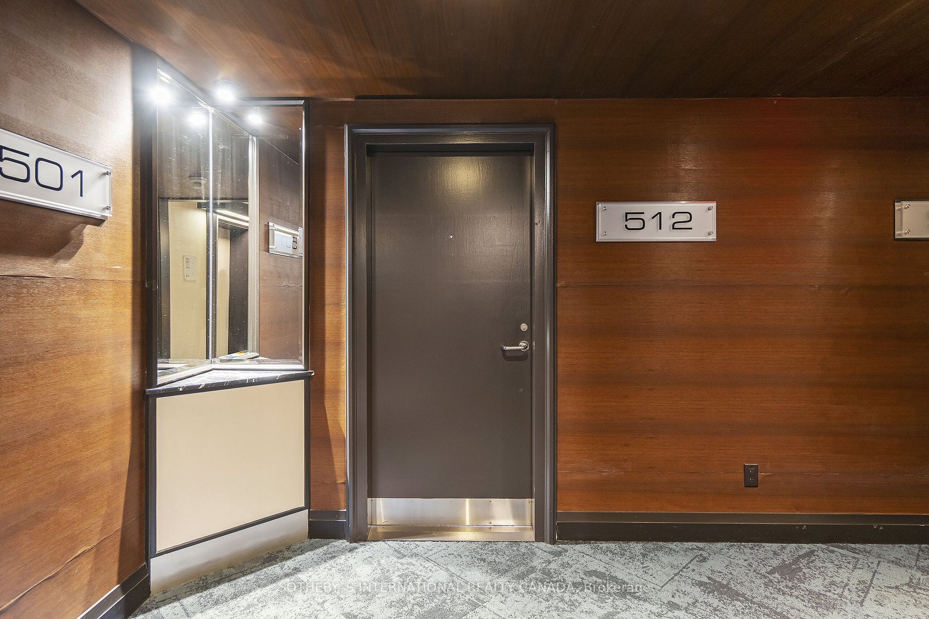 401 Queens Quay W, #512