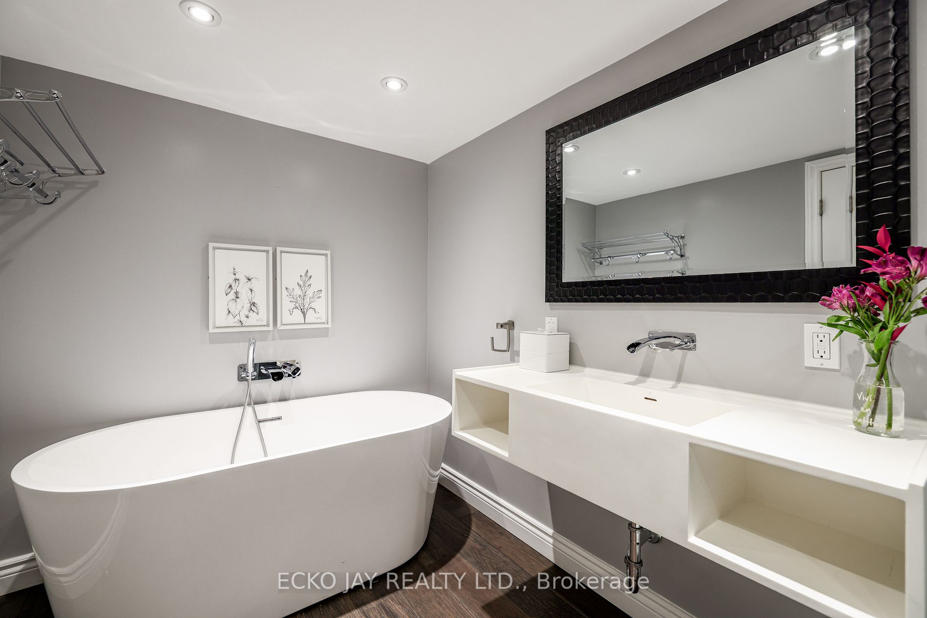 15 Tanburn Pl