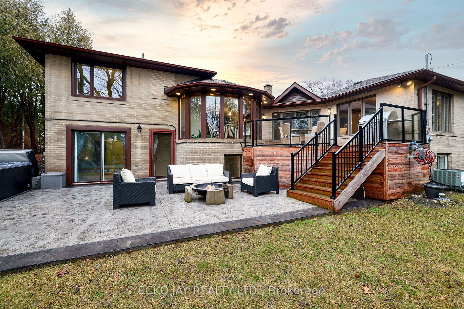 15 Tanburn Pl