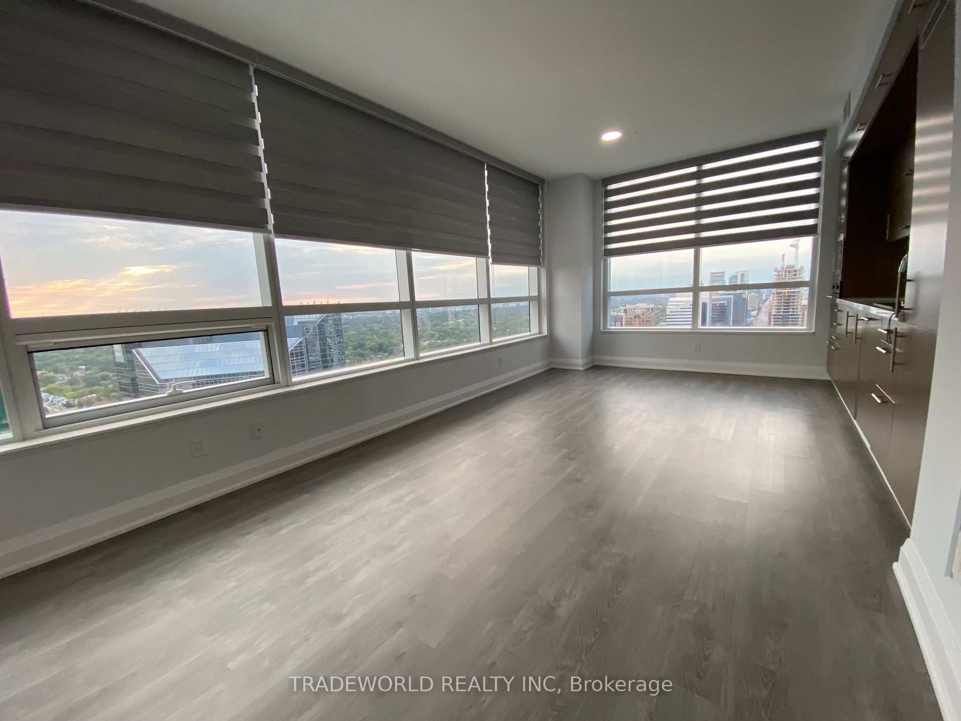 2 Anndale Dr, #3202