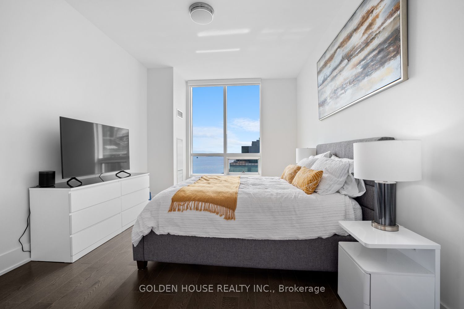 55 Merchants' Wharf, #1023