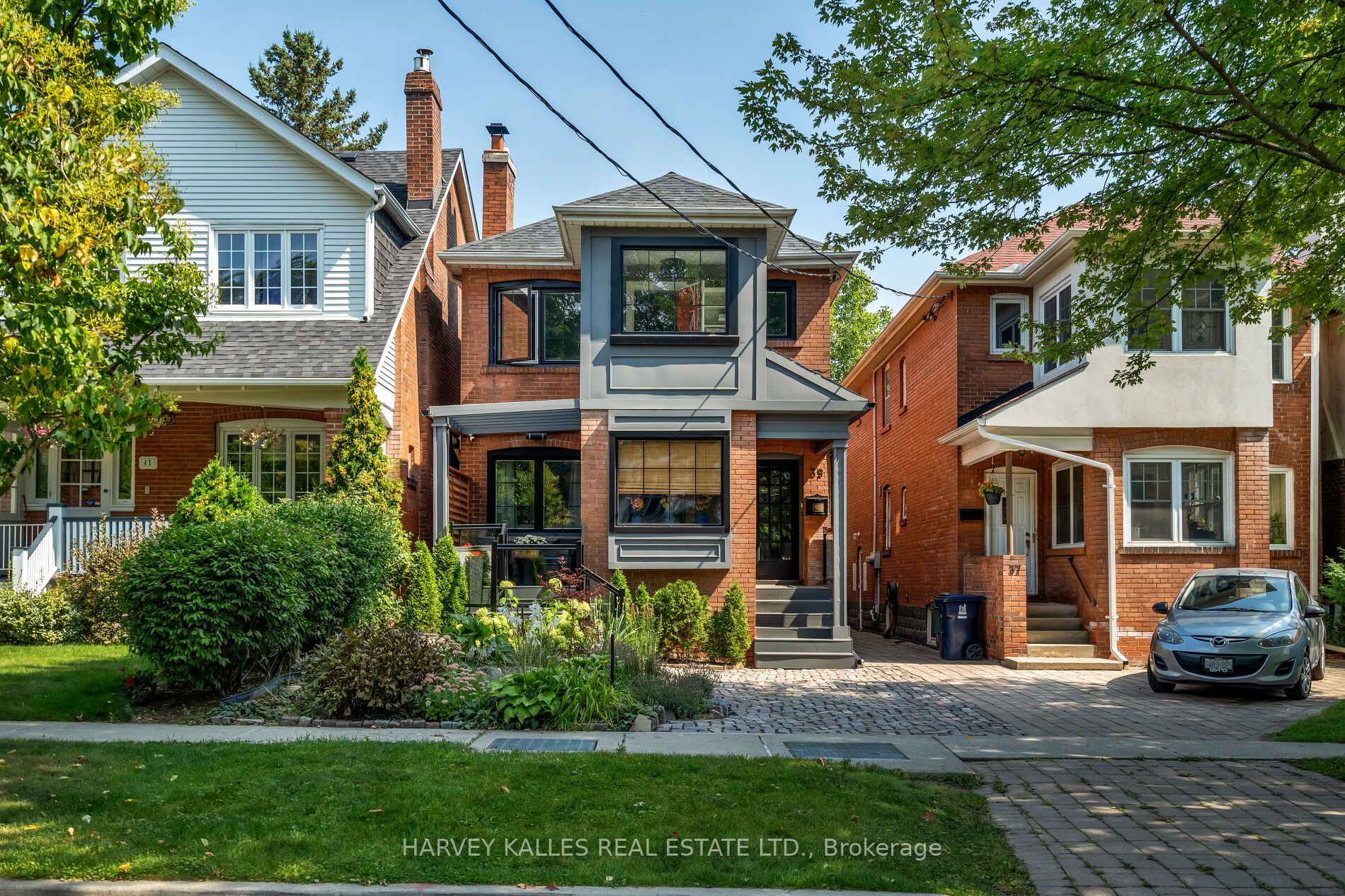 39 Standish Avenue
