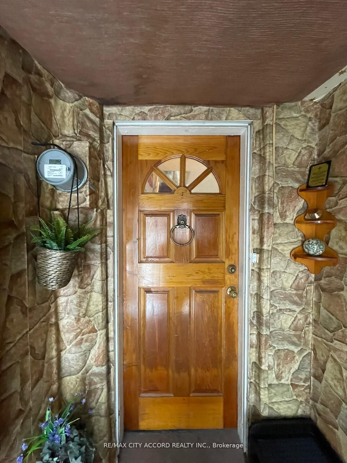 3 Khedive Ave