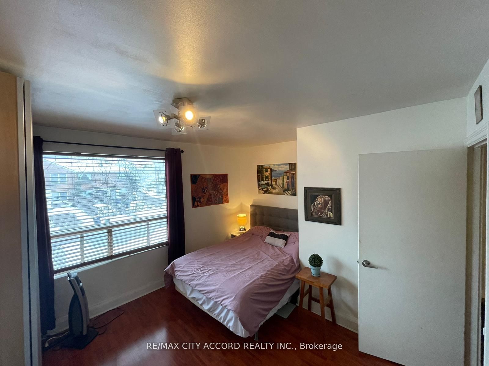 3 Khedive Ave