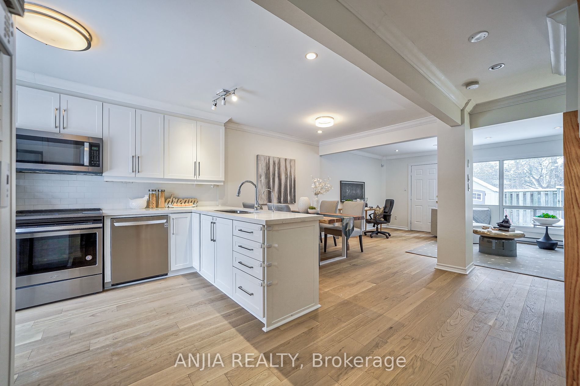 32 Thorny Vineway, #15