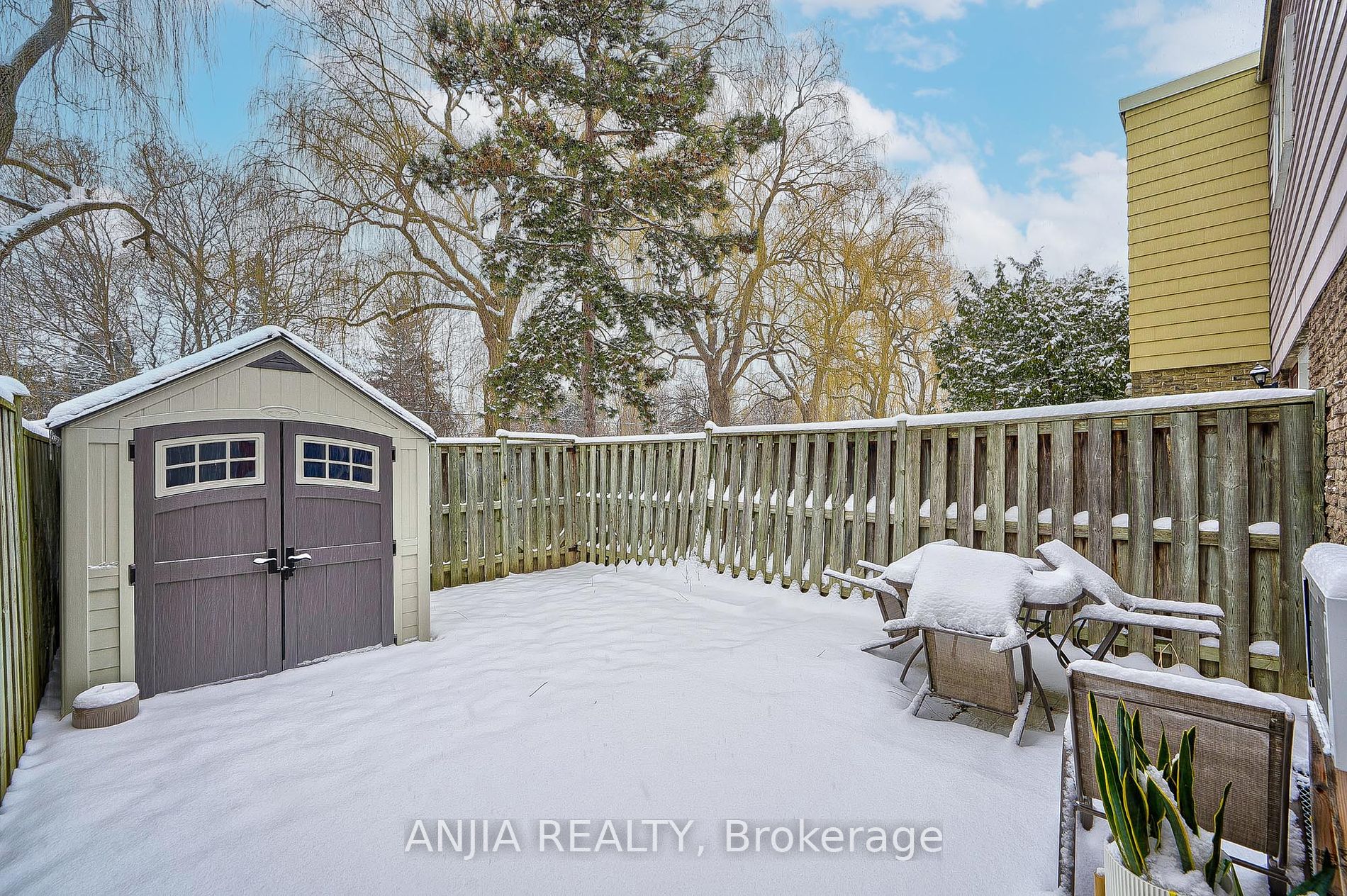 32 Thorny Vineway, #15