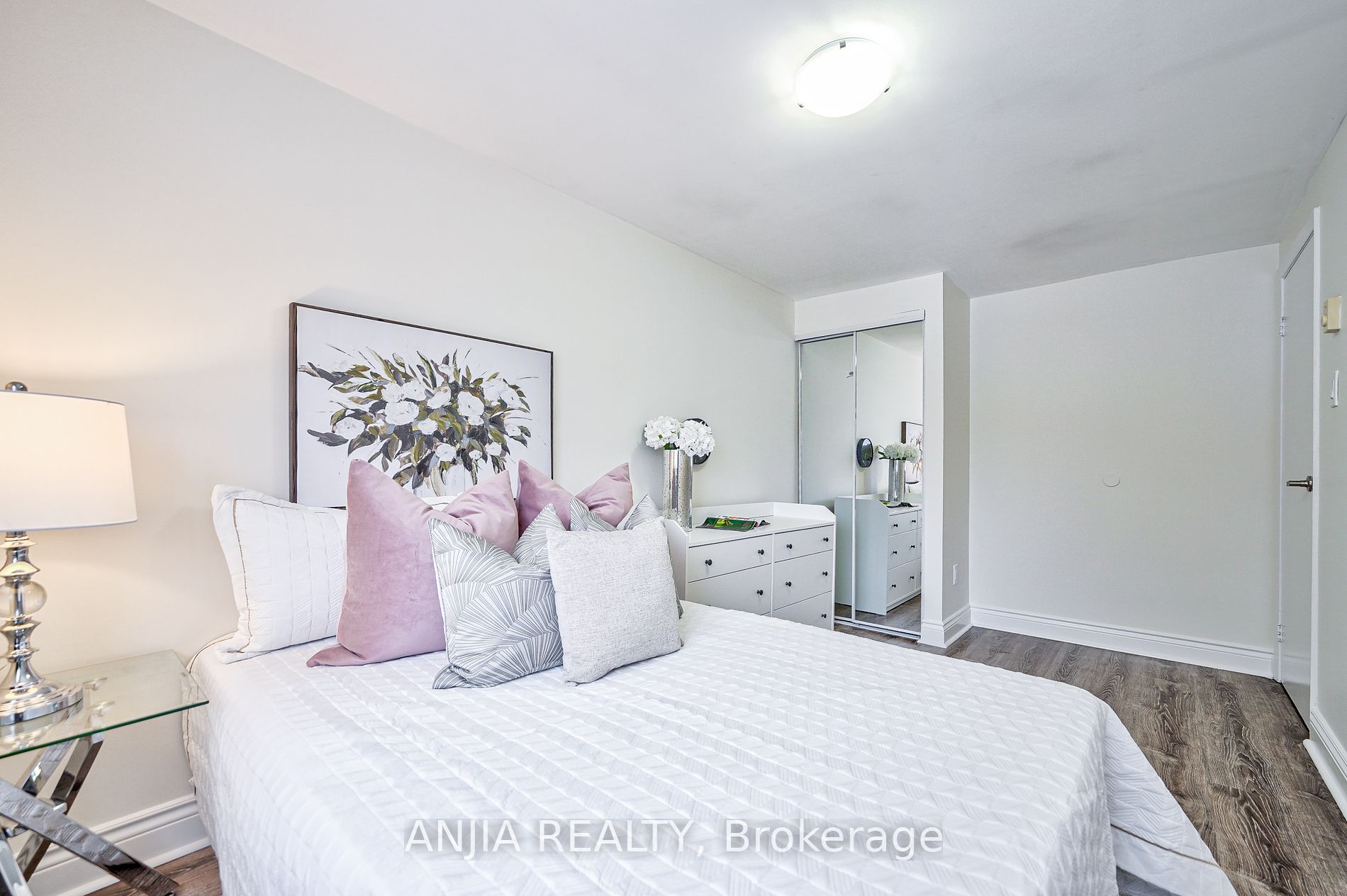 32 Thorny Vineway, #15