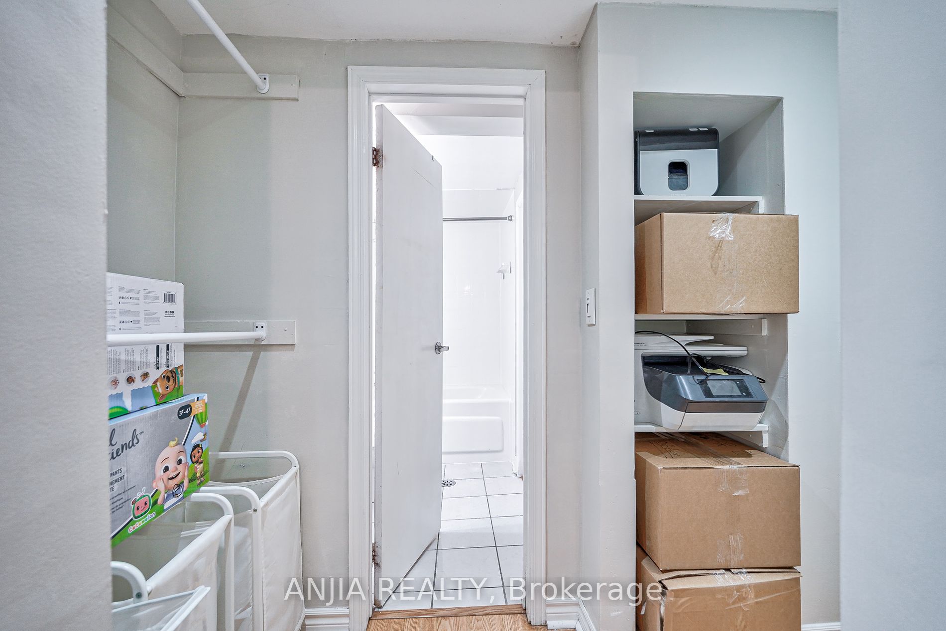 32 Thorny Vineway, #15