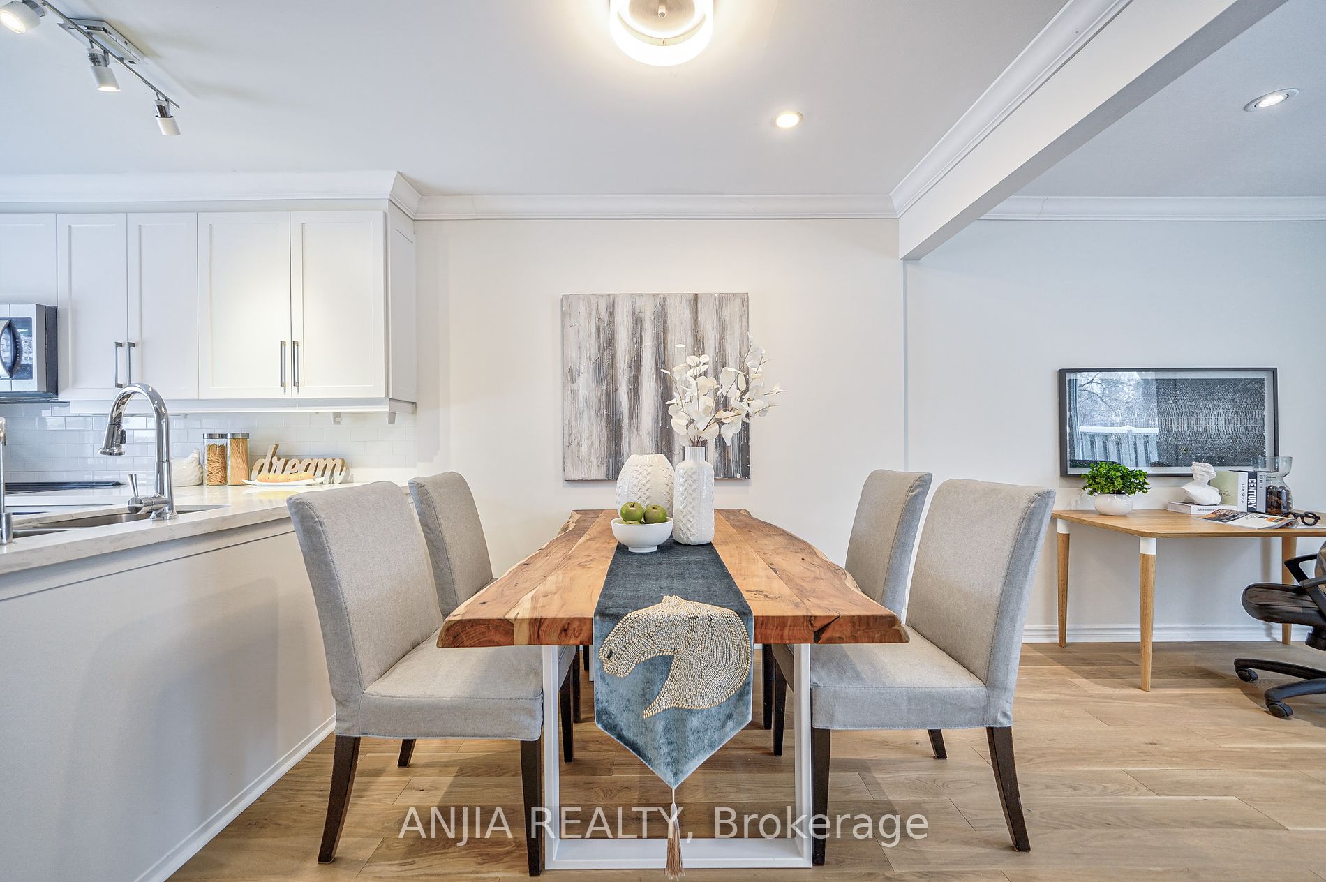 32 Thorny Vineway, #15