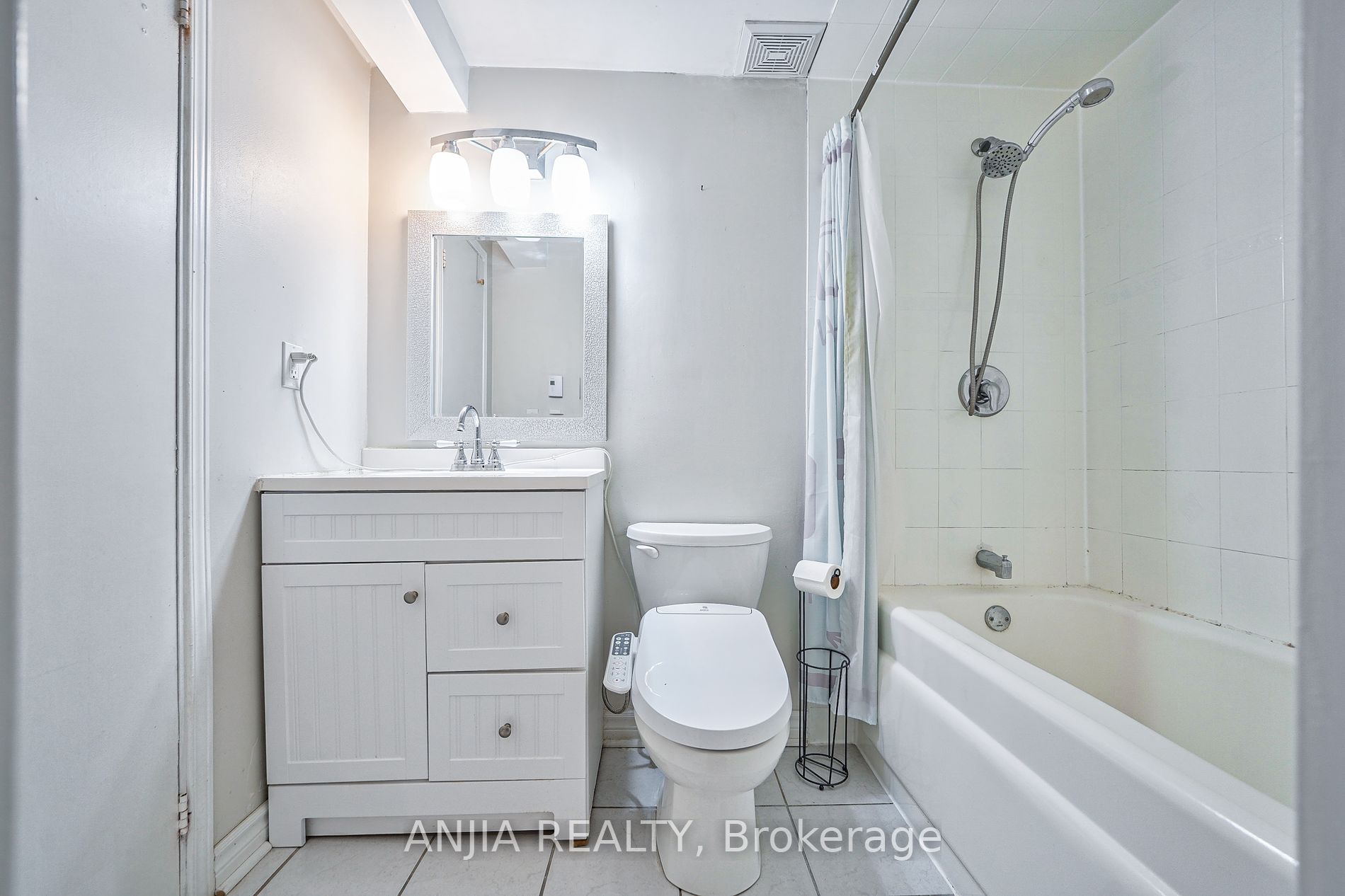 32 Thorny Vineway, #15