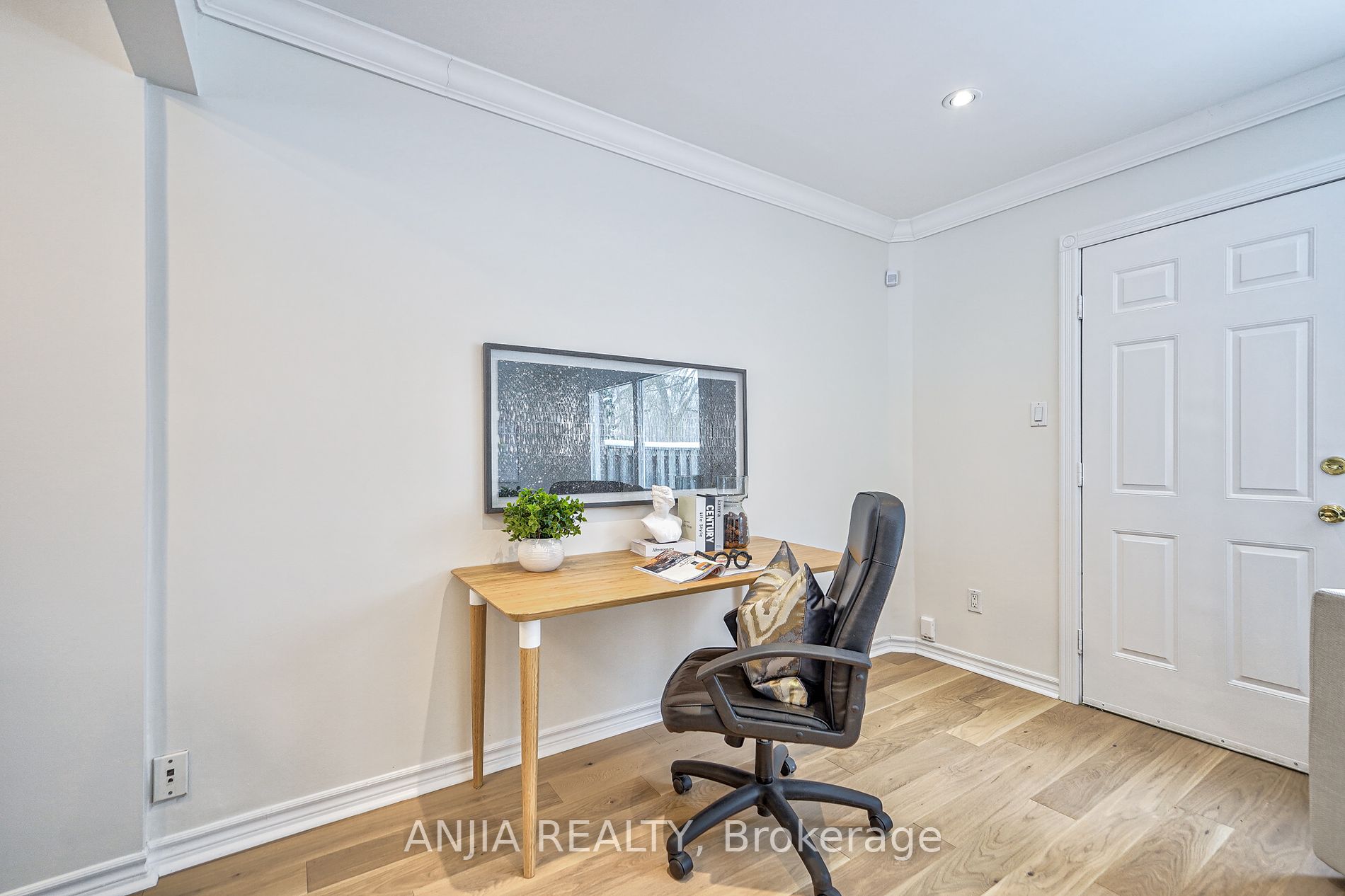 32 Thorny Vineway, #15