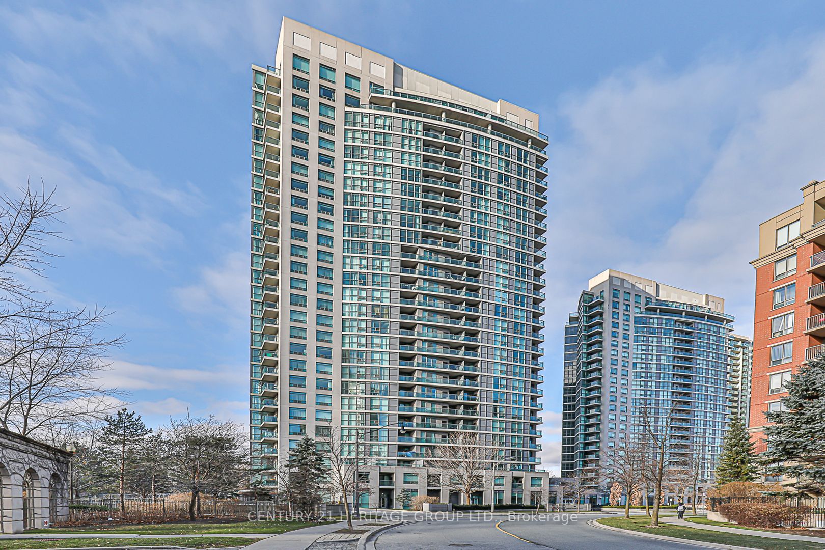 30 Harrison Garden Blvd, #701