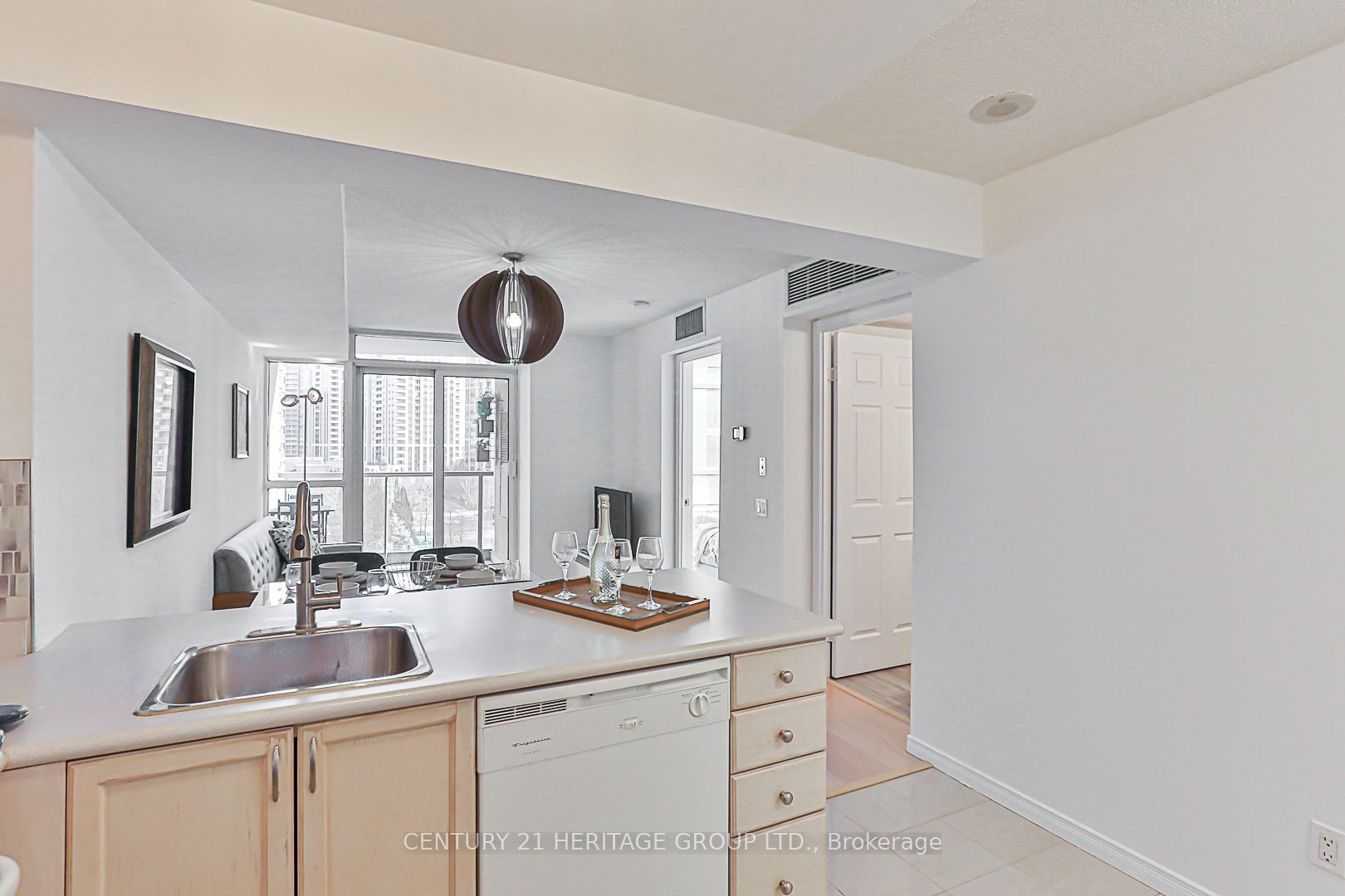 30 Harrison Garden Blvd, #701