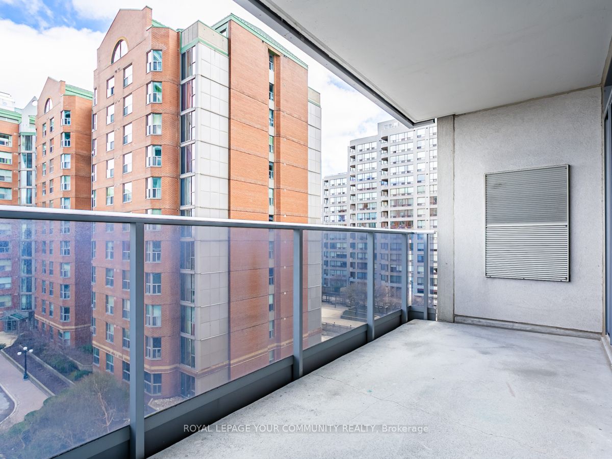 5793 Yonge St, #603
