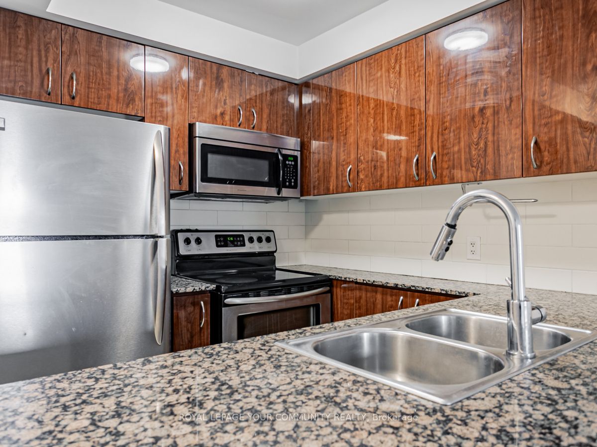 5793 Yonge St, #603