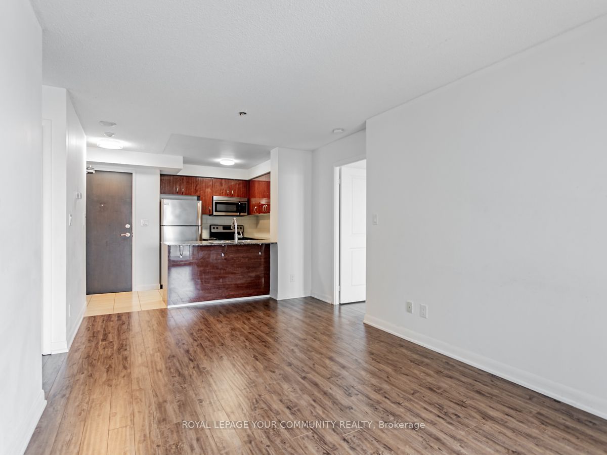 5793 Yonge St, #603