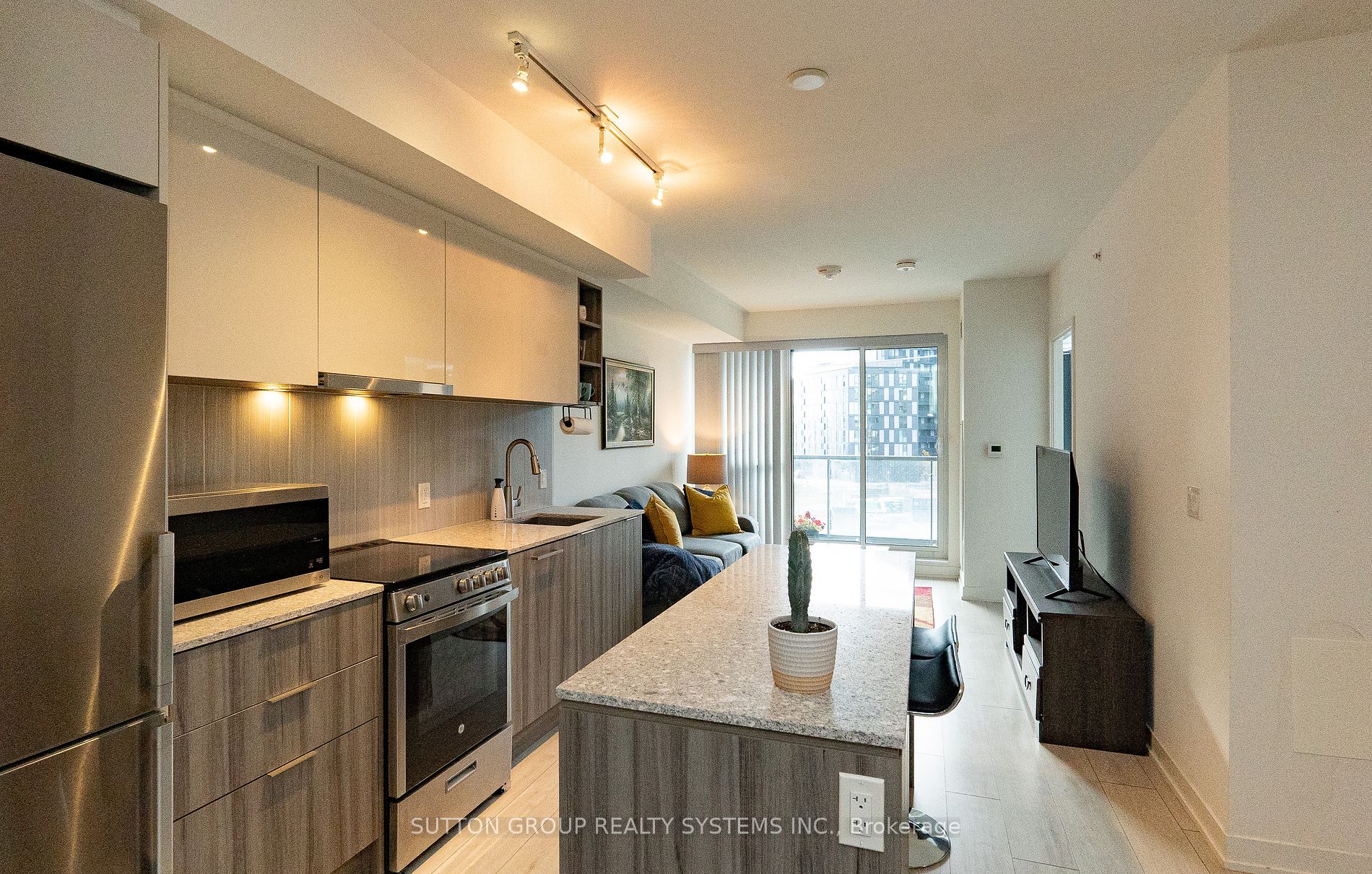 31 Tippett Road, #459