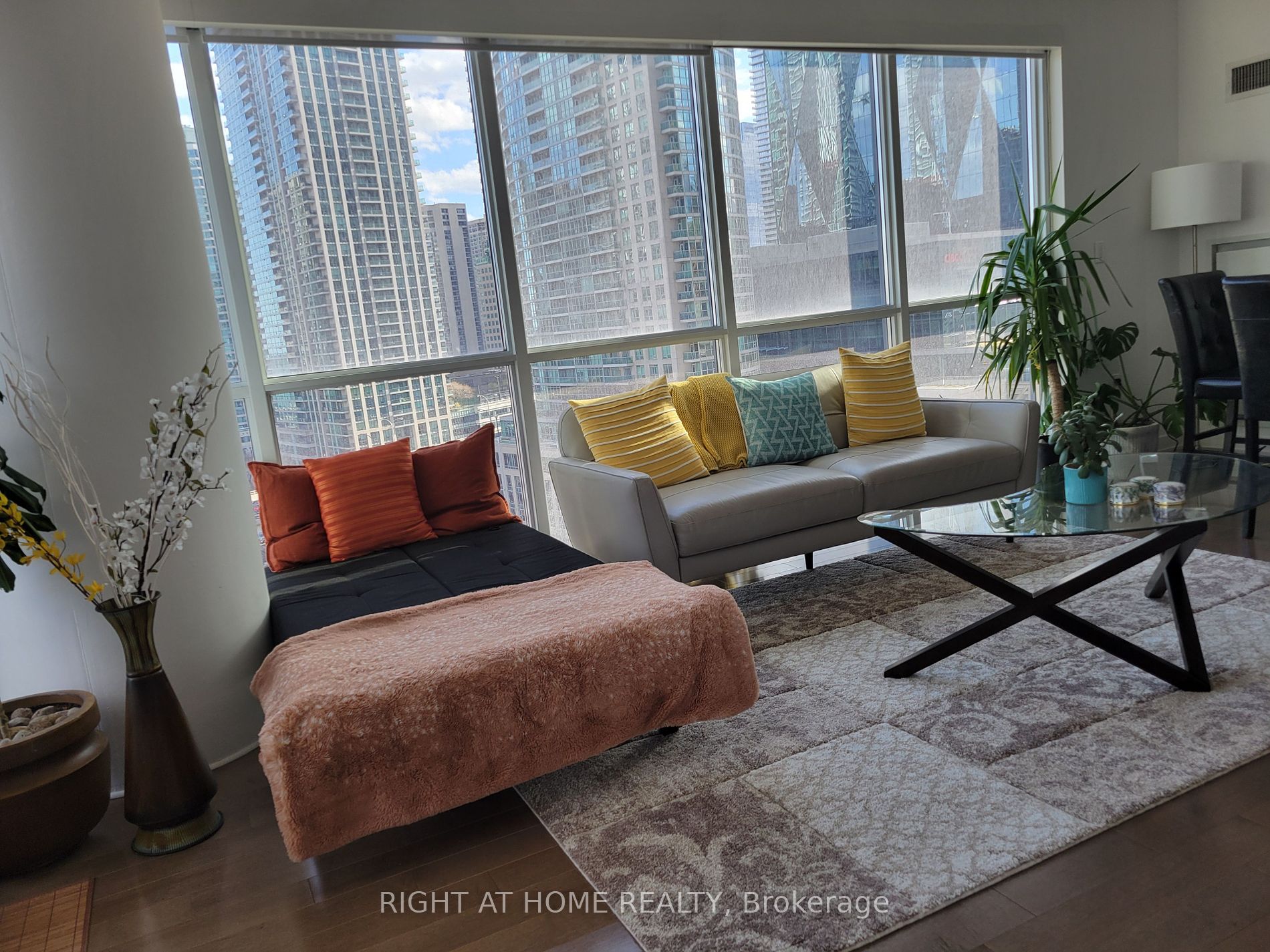 1 The Esplanade, #1108
